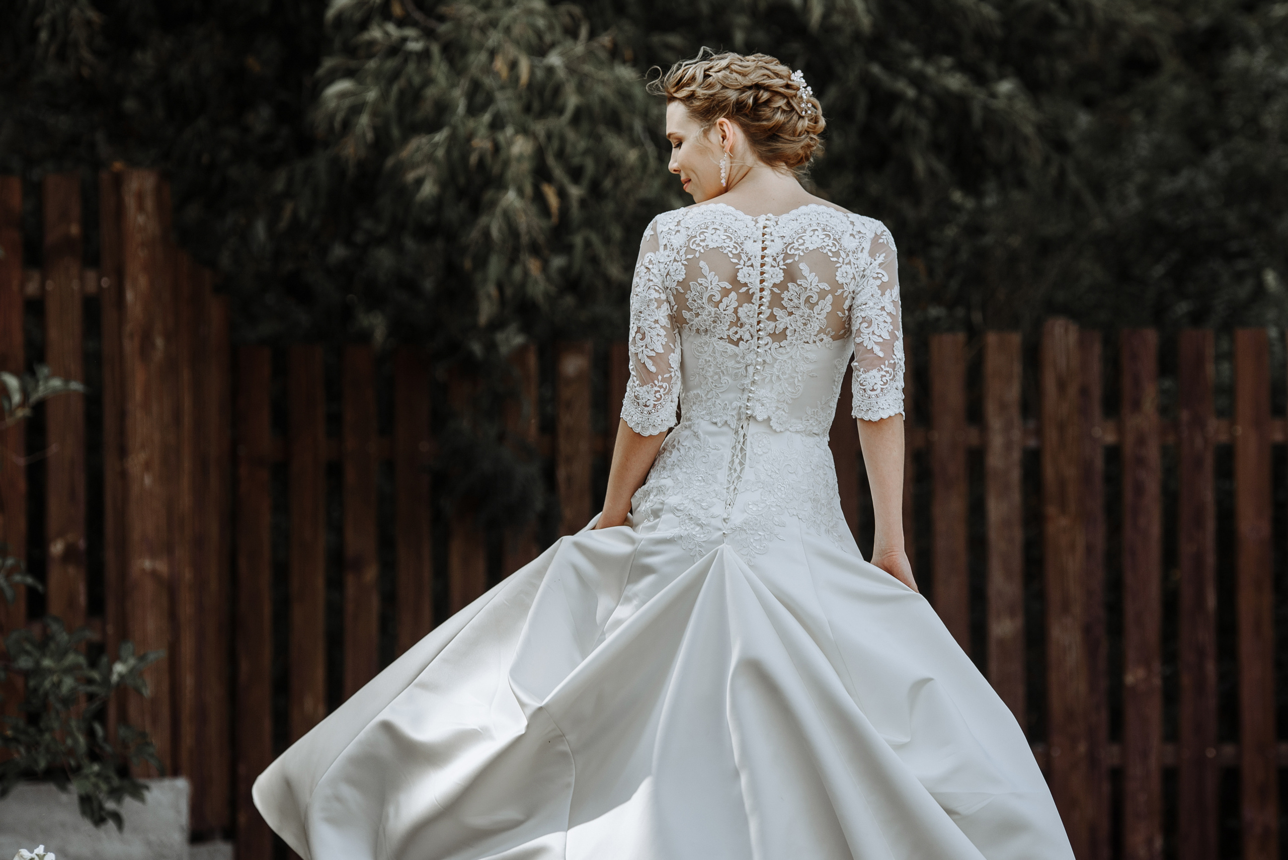 Laconic and elegant wedding. Fostik Alexander — photographer