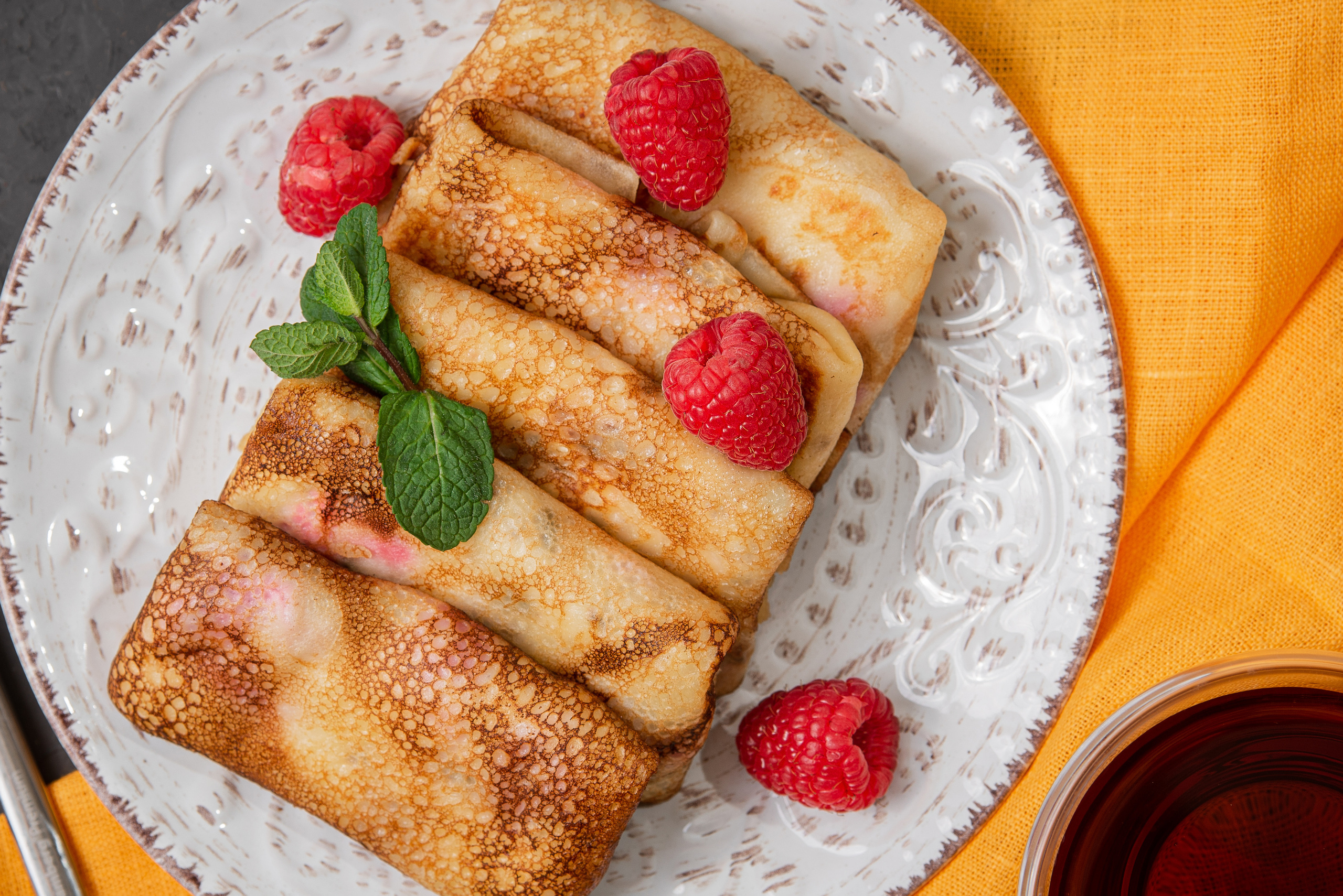 Зйомка напівфабрикатів «Маминими руками». Фостик Олександр — фотограф