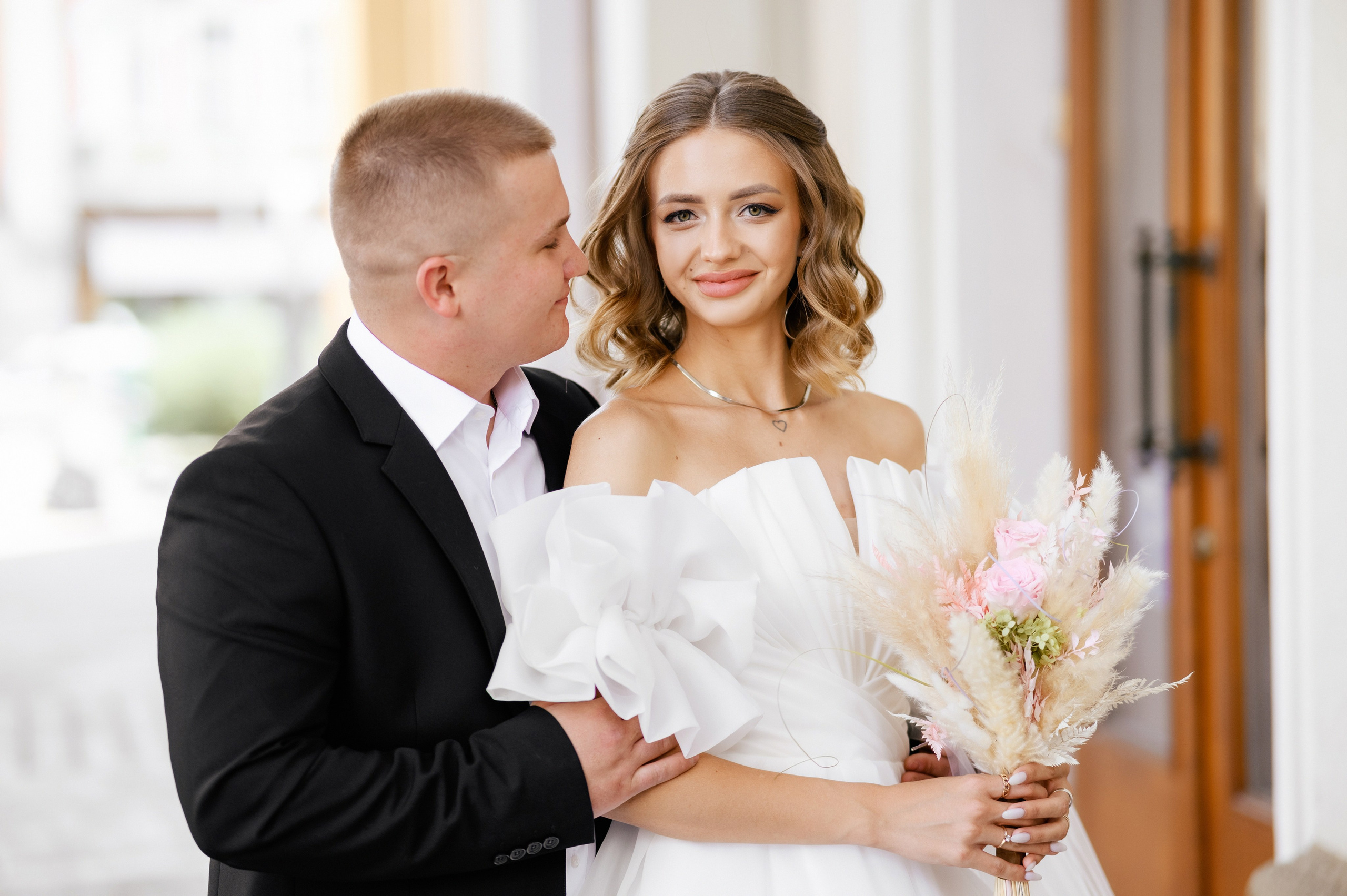 Heart in the palms. Fostik Alexander — photographer