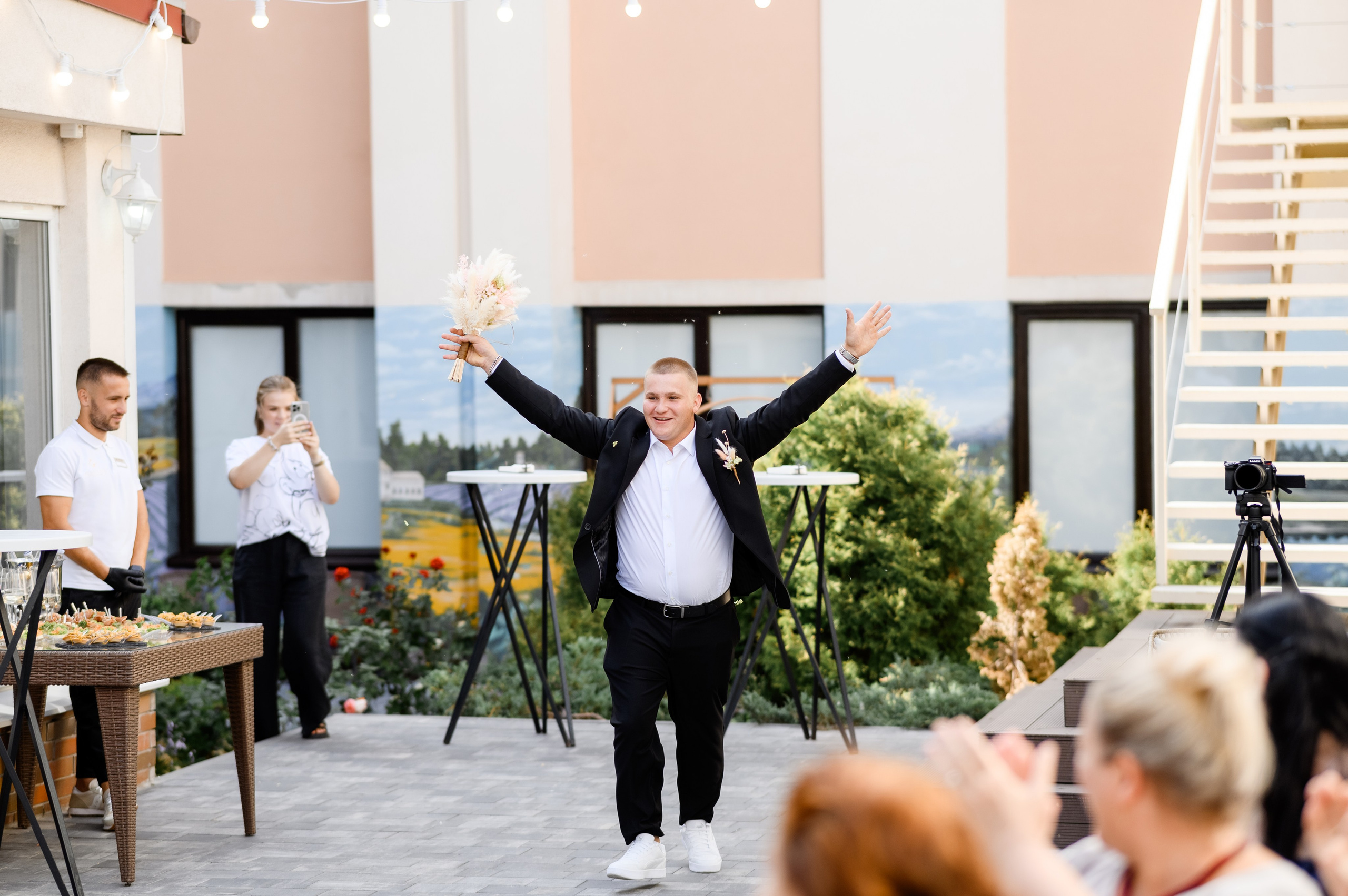 Heart in the palms. Fostik Alexander — photographer