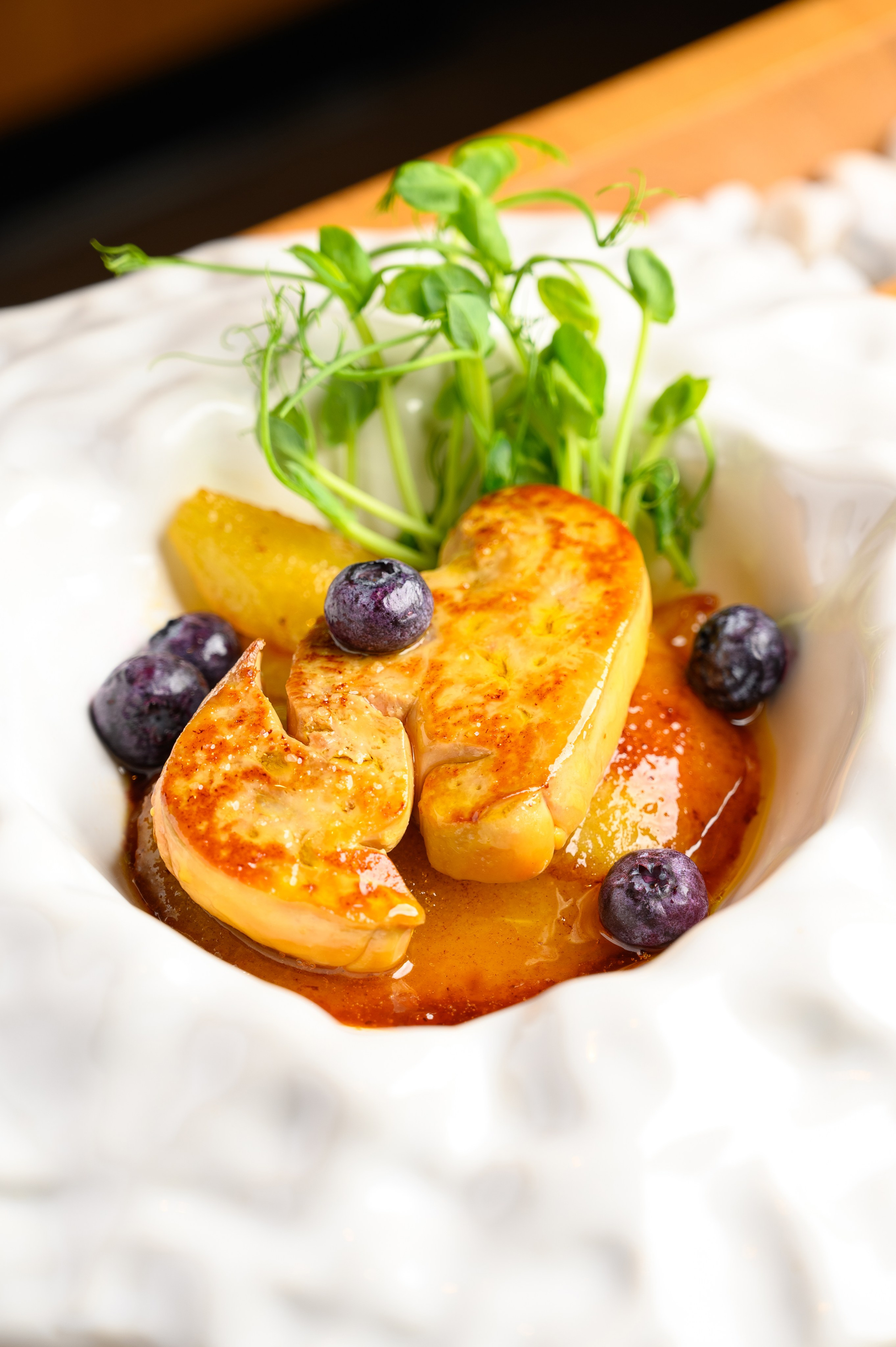 Restaurant “TAU”. Fostik Alexander — photographer