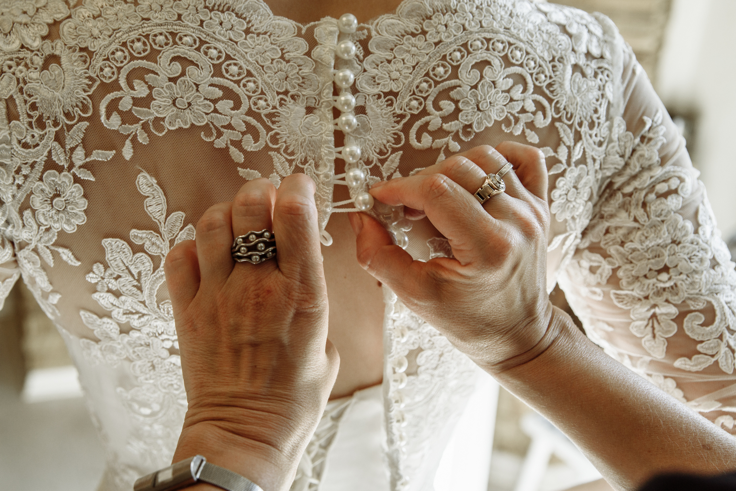 Laconic and elegant wedding. Fostik Alexander — photographer