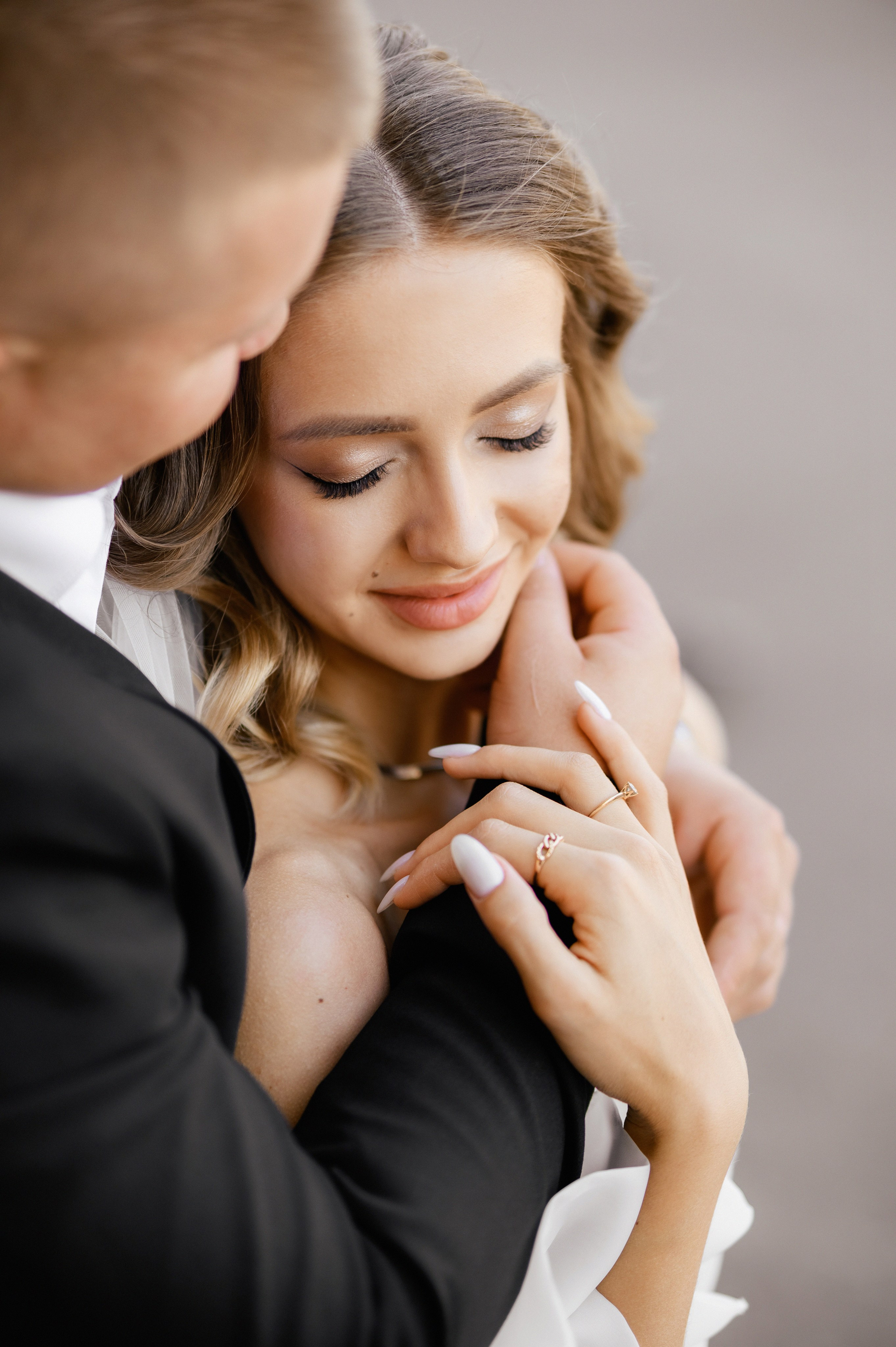 Heart in the palms. Fostik Alexander — photographer