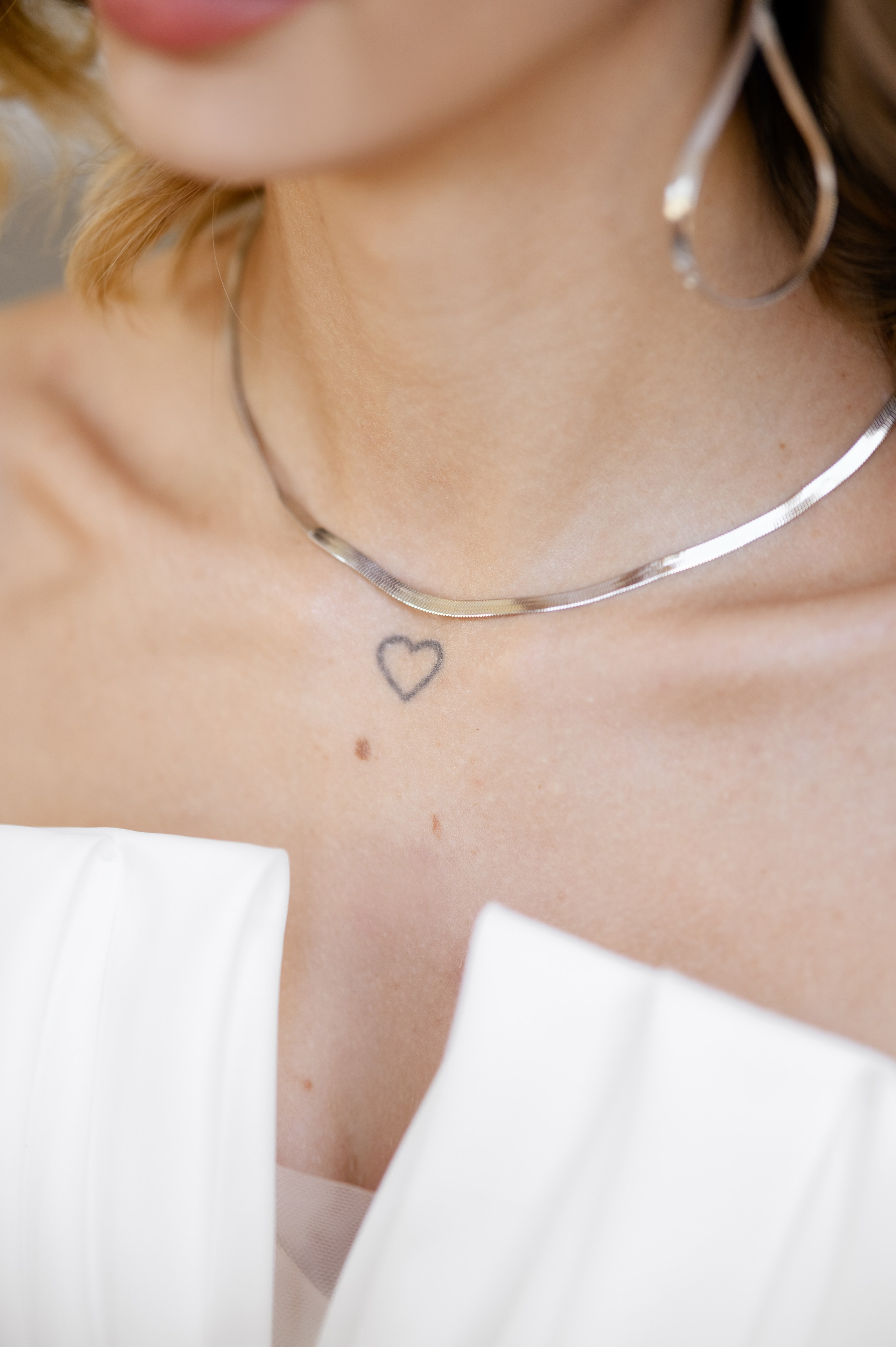 Heart in the palms. Fostik Alexander — photographer