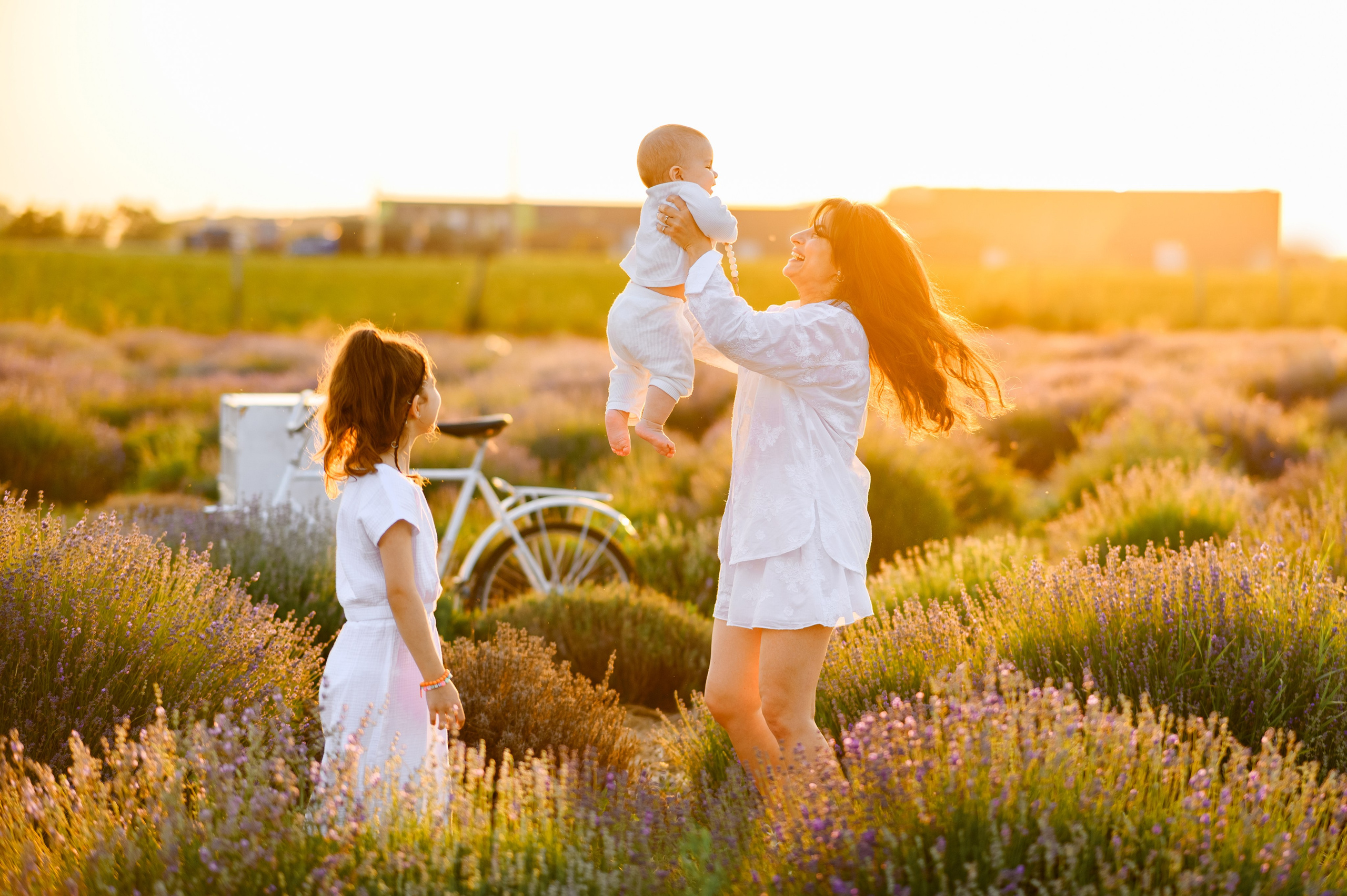 With the sun inside. Fostik Alexander — photographer