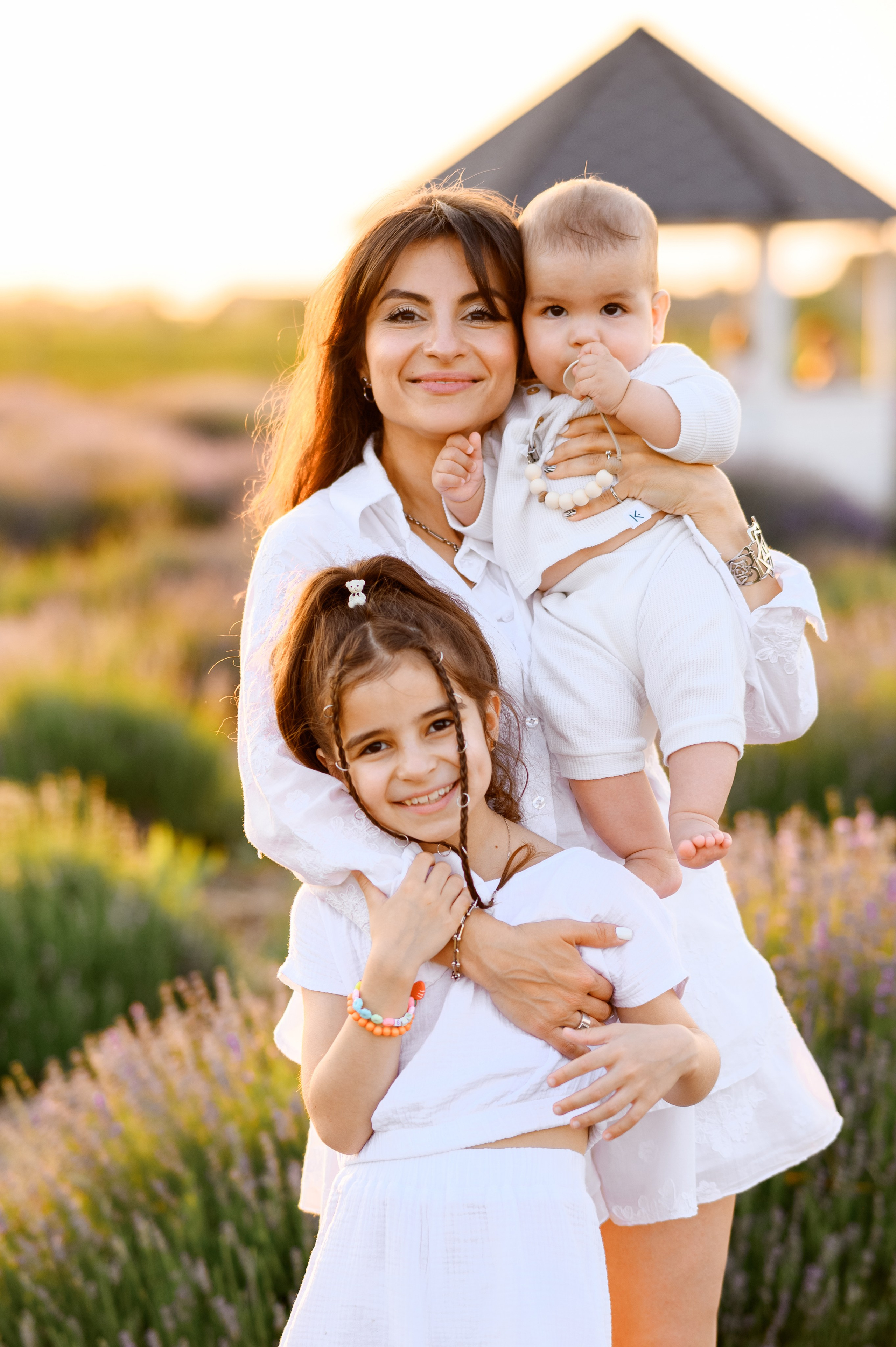 With the sun inside. Fostik Alexander — photographer