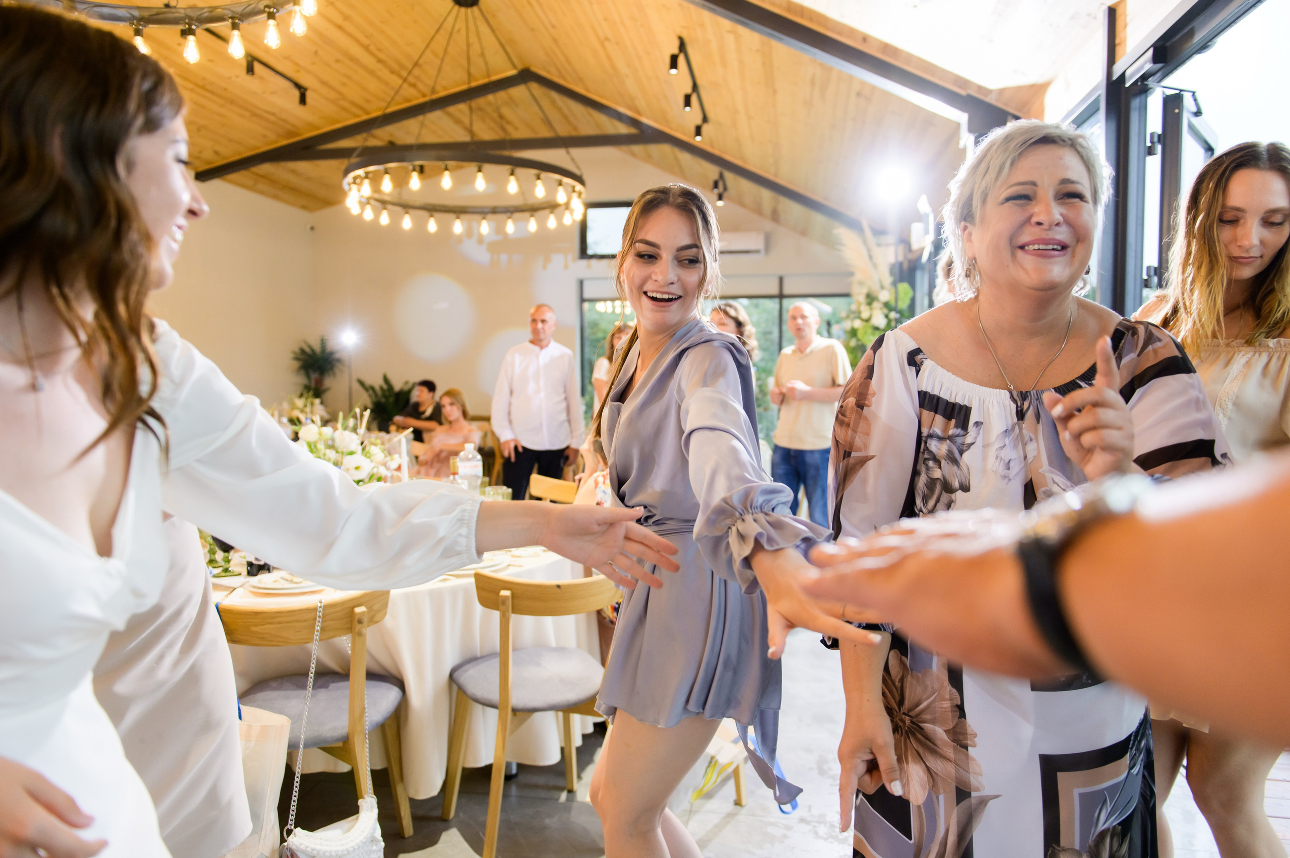 Rain is no problem. Fostik Alexander — photographer