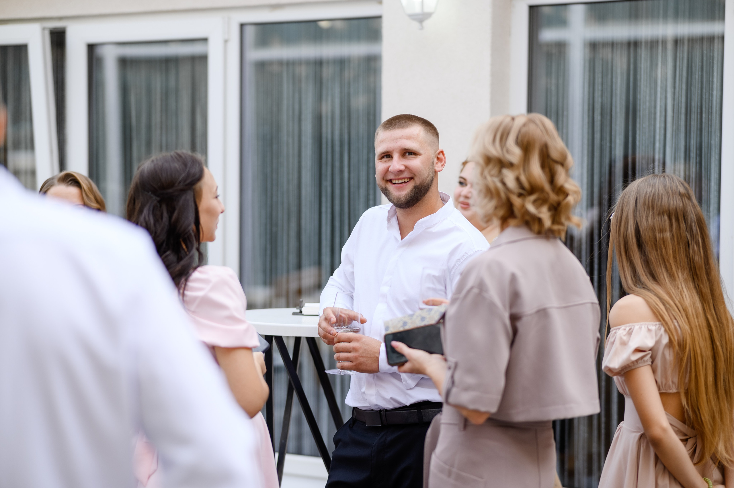 Heart in the palms. Fostik Alexander — photographer