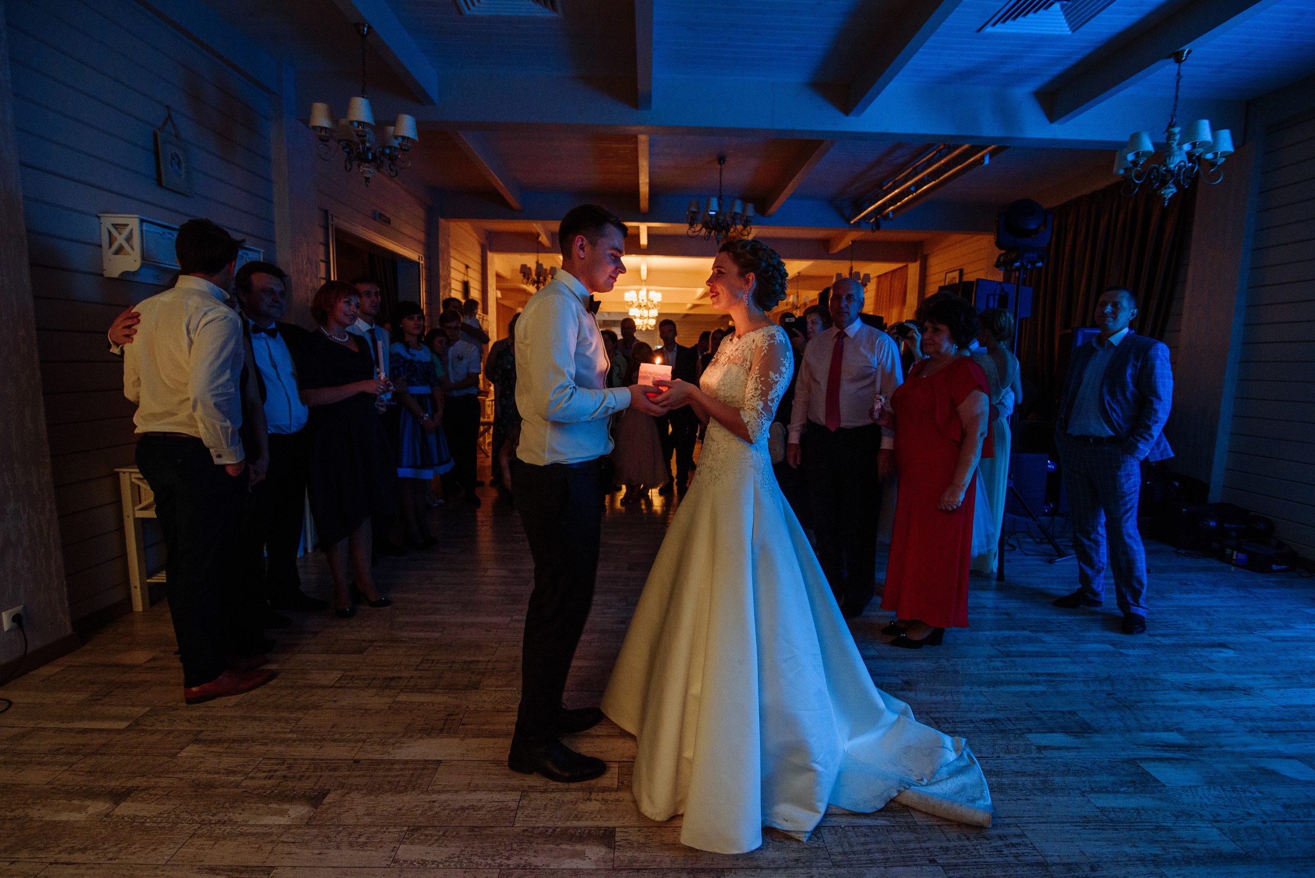 Laconic and elegant wedding. Fostik Alexander — photographer