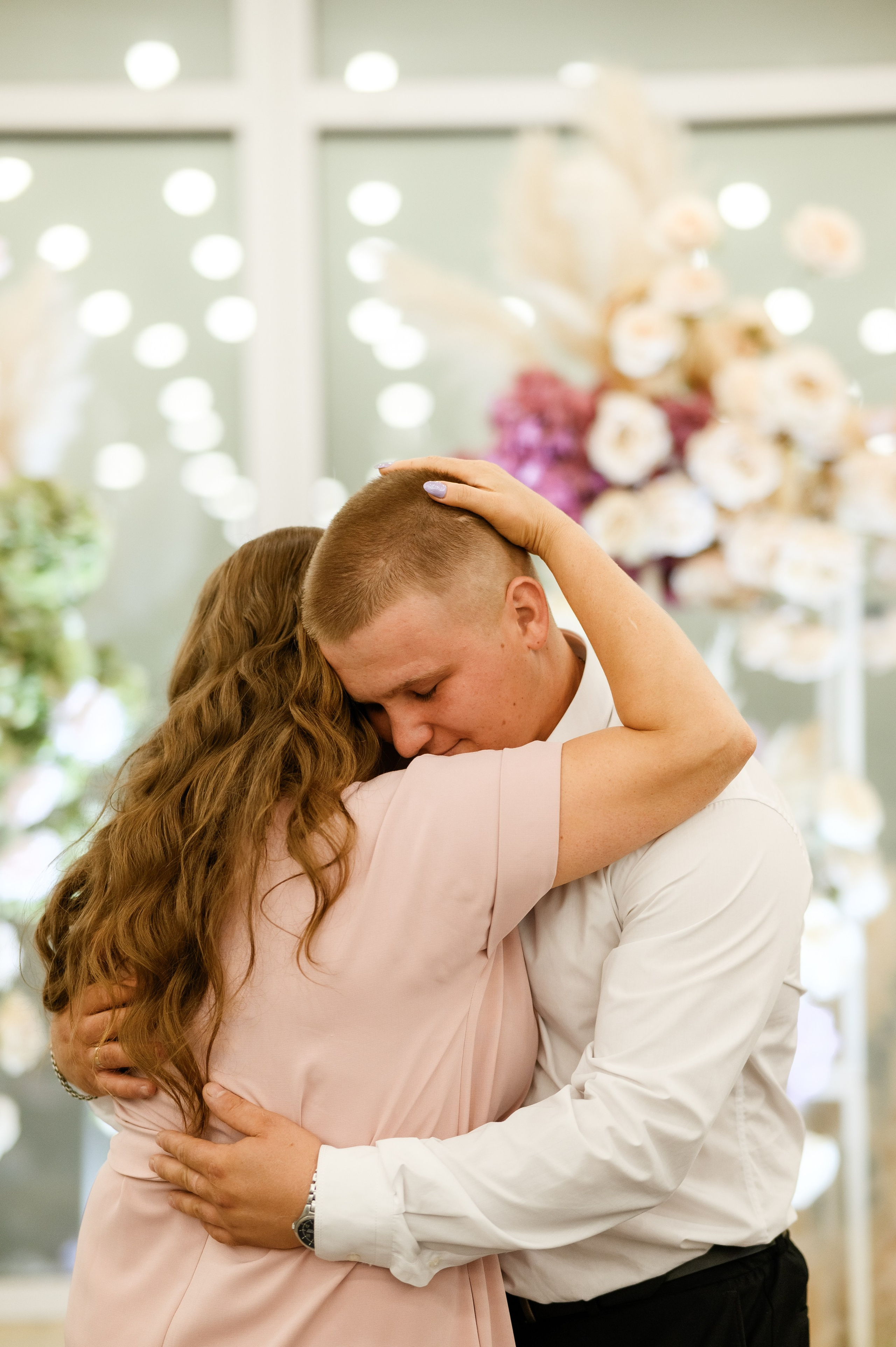 Heart in the palms. Fostik Alexander — photographer