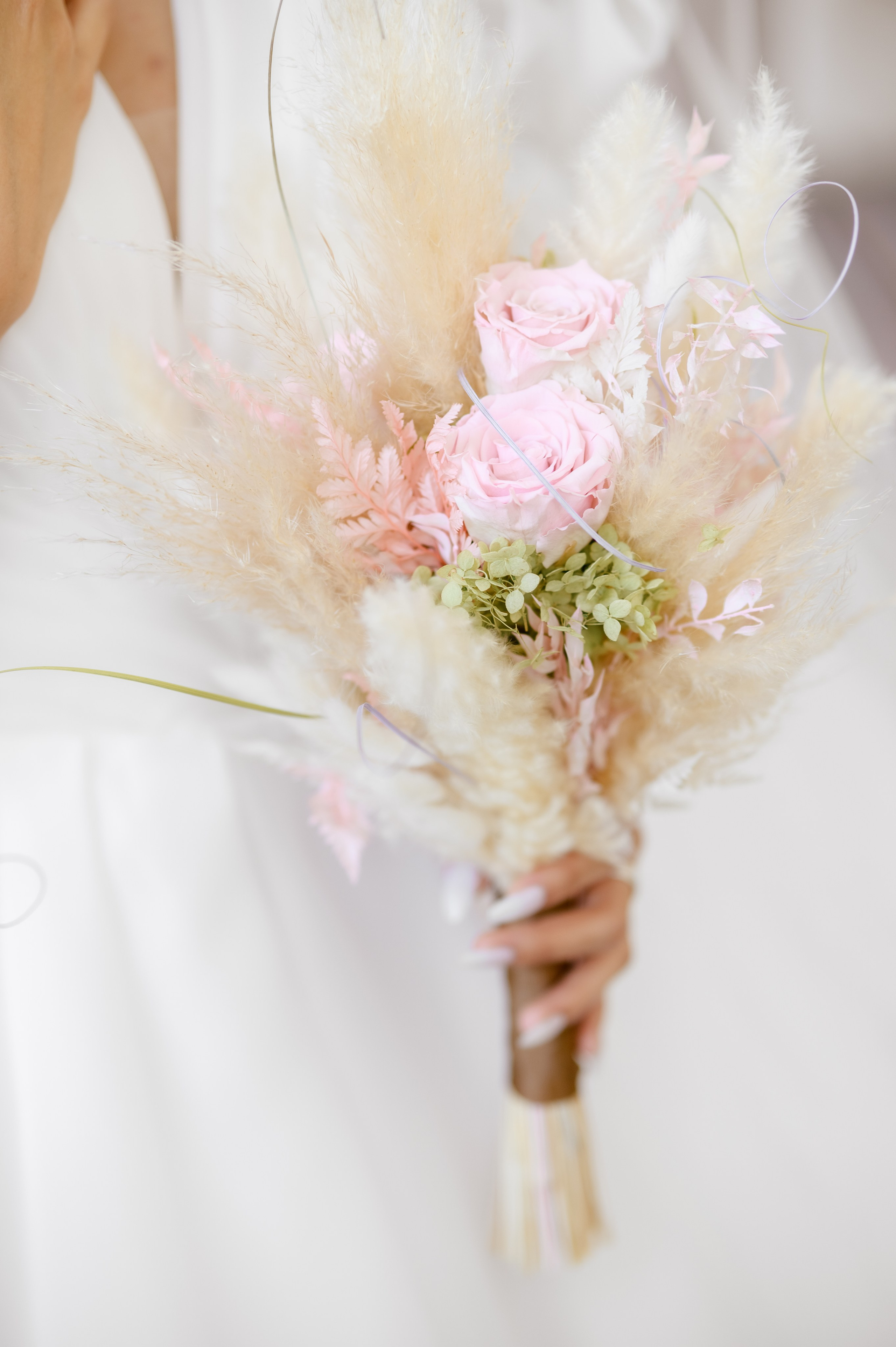 Heart in the palms. Fostik Alexander — photographer