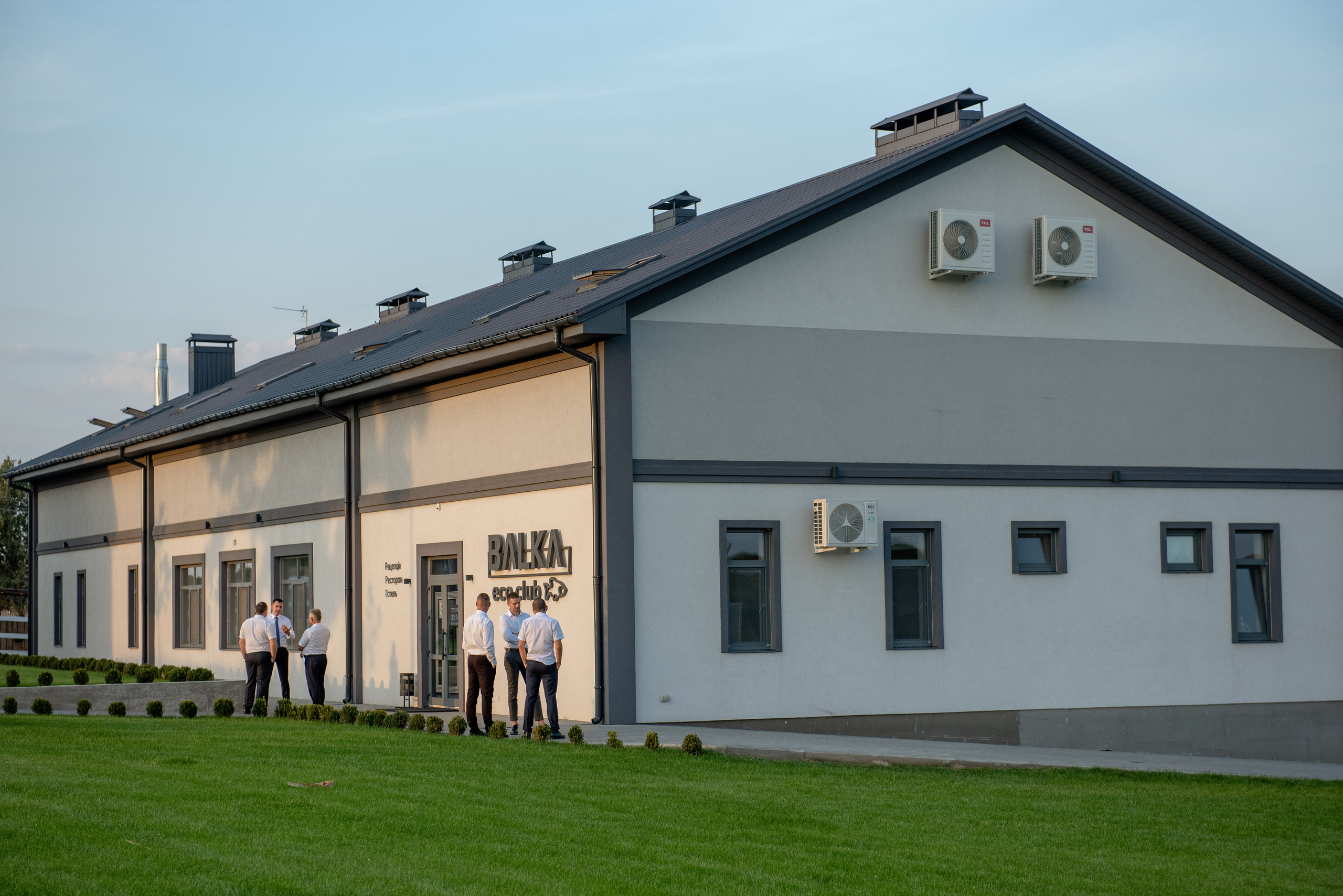 Лаконічна краса. Фостик Олександр — фотограф