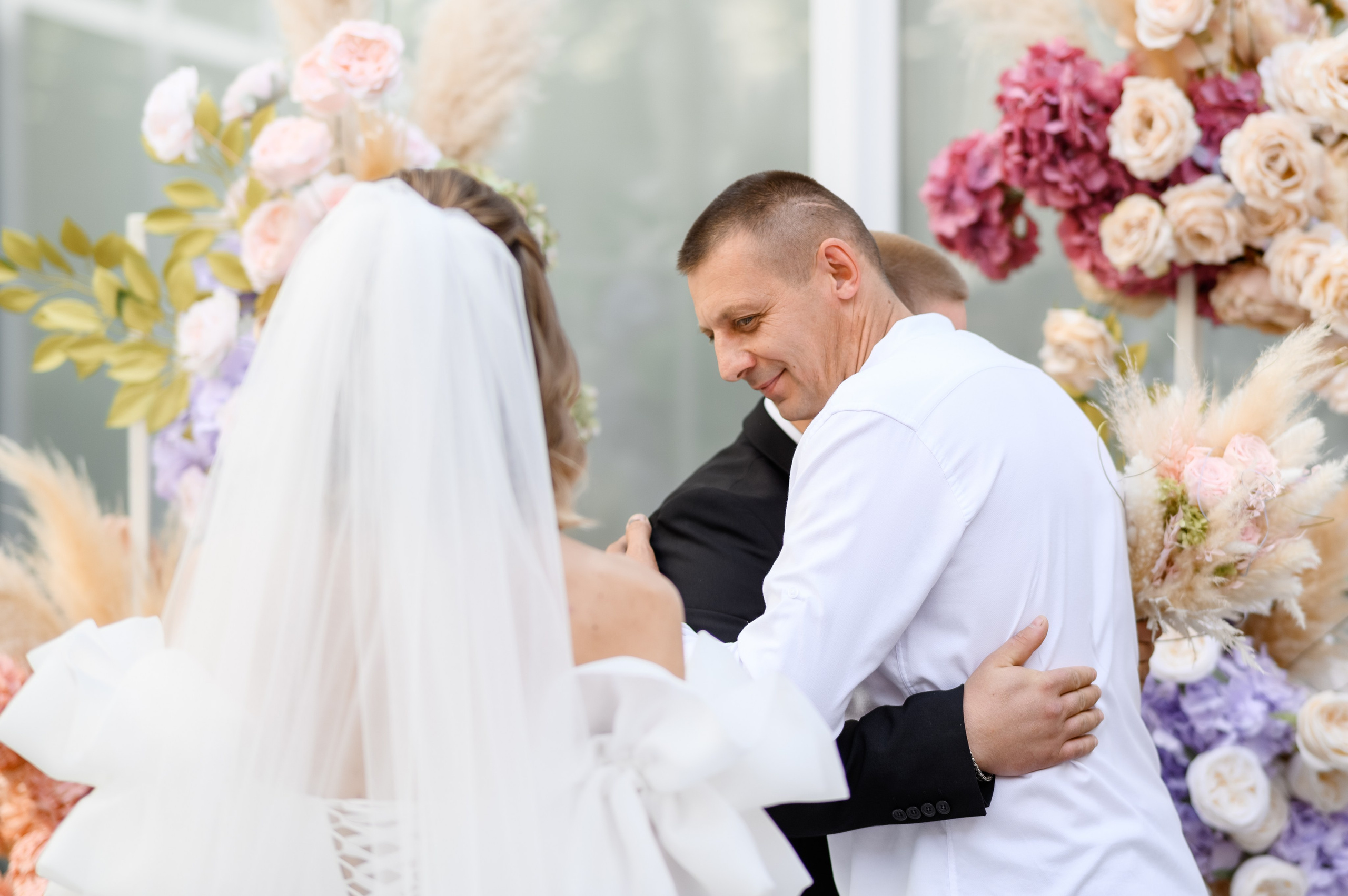 Heart in the palms. Fostik Alexander — photographer