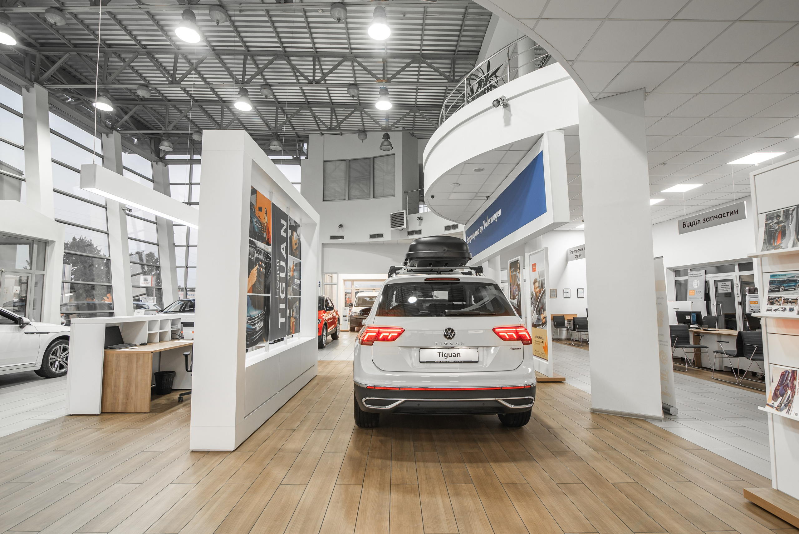 Съемка для автомобильного салона Volkswagen. Фостик Александр — фотограф