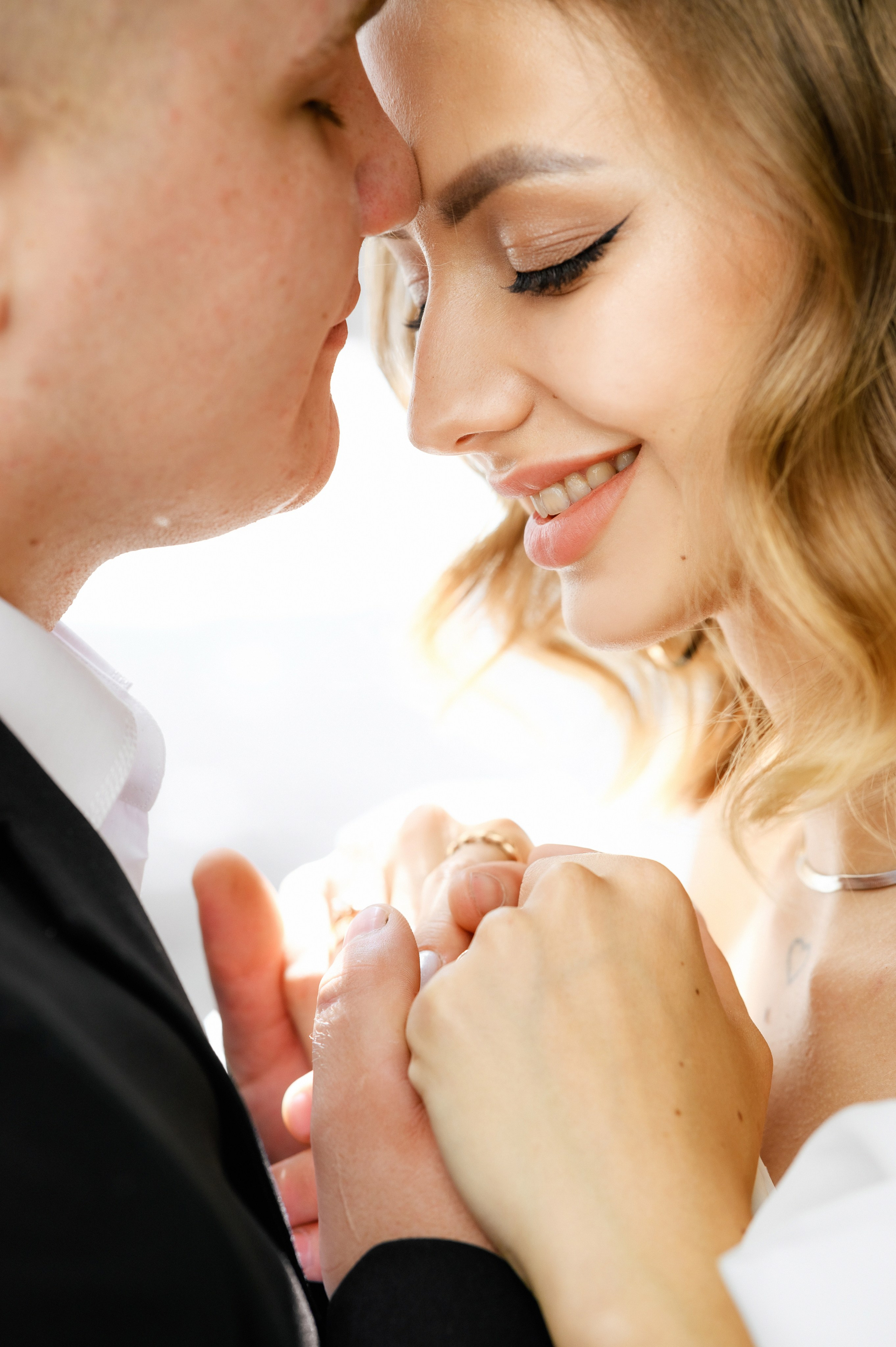 Heart in the palms. Fostik Alexander — photographer