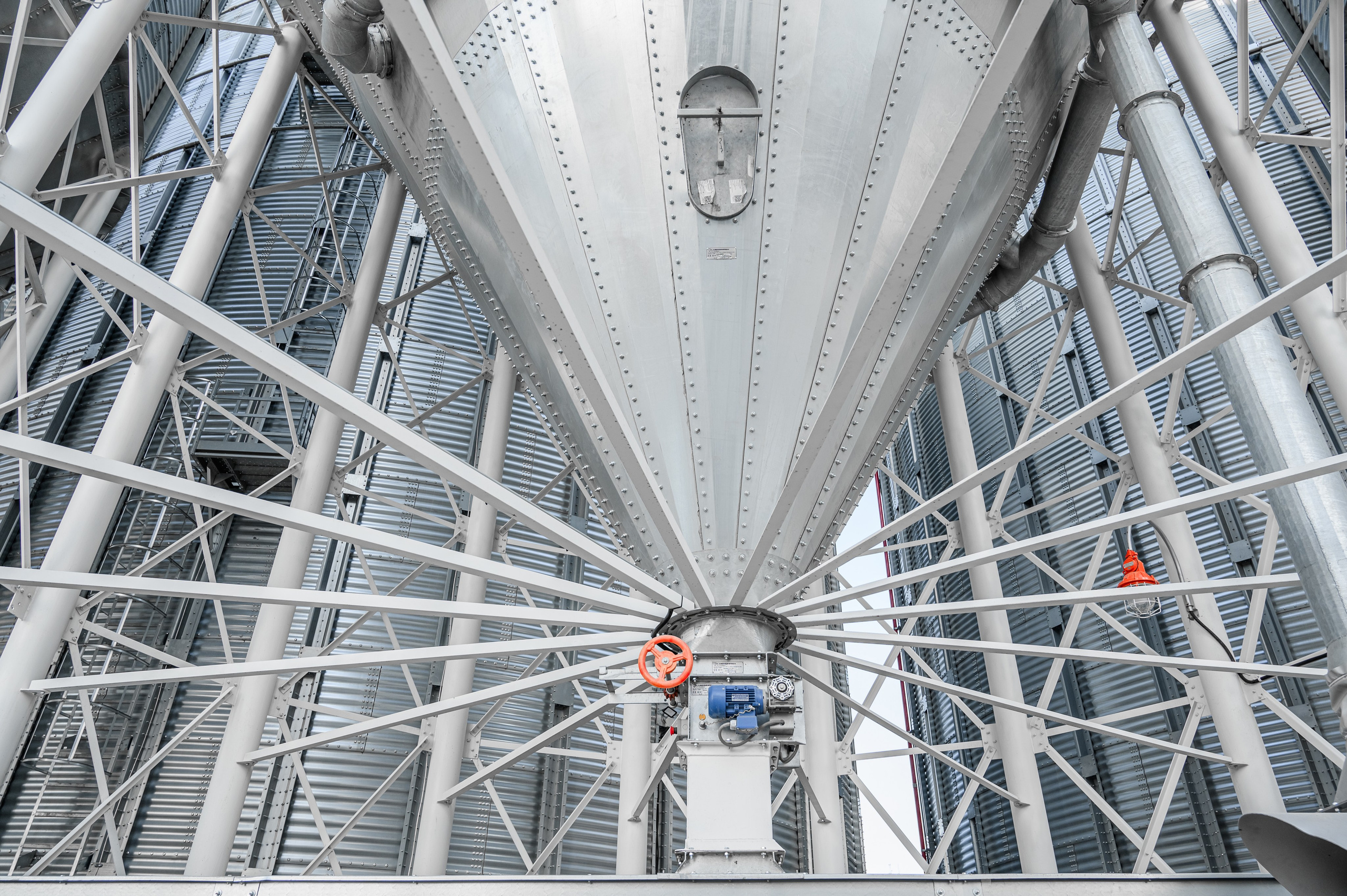 Contur-building company. Фостик Олександр — фотограф