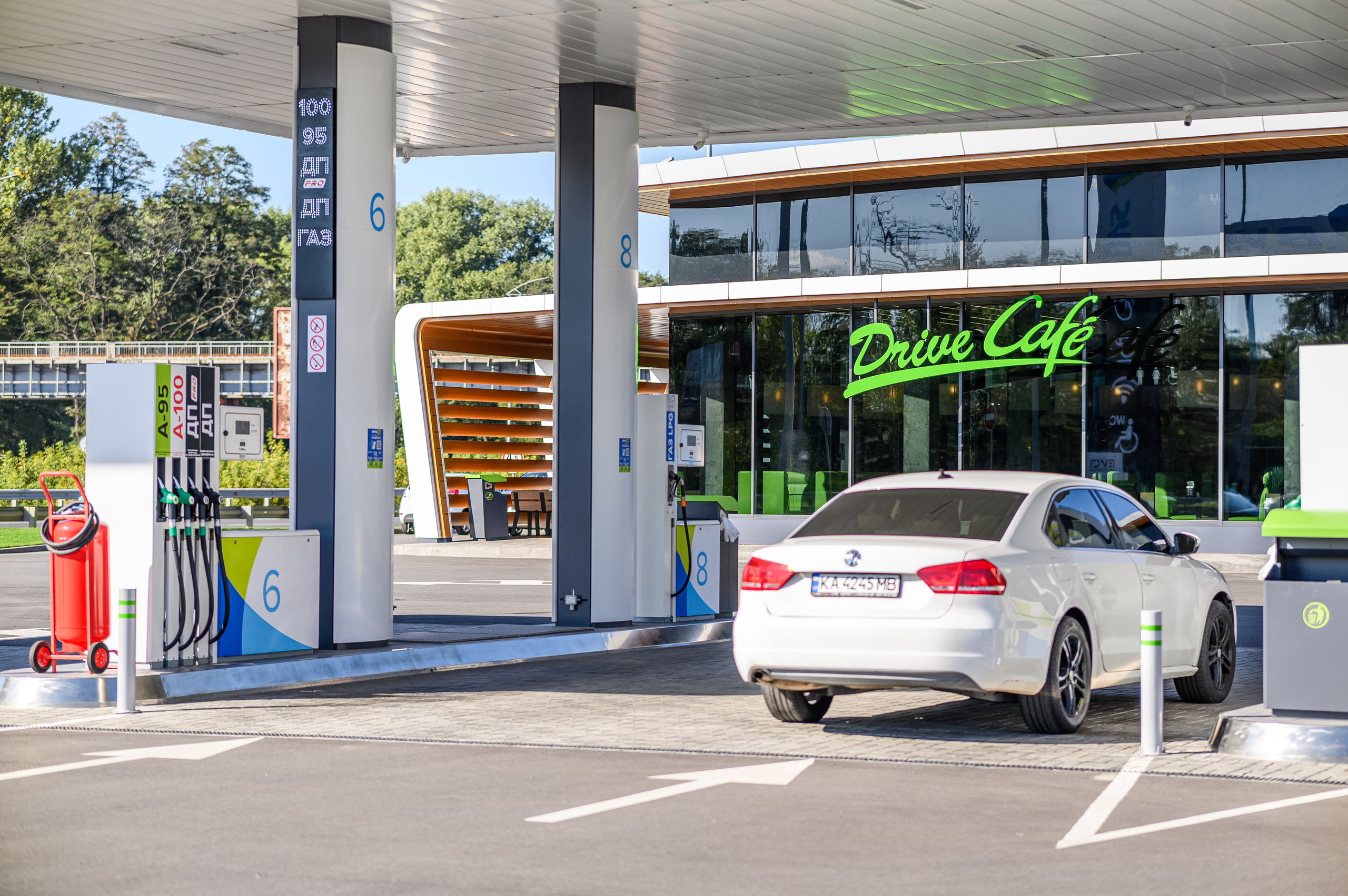 Съемка для сети заправок «BVS». Фостик Александр — фотограф