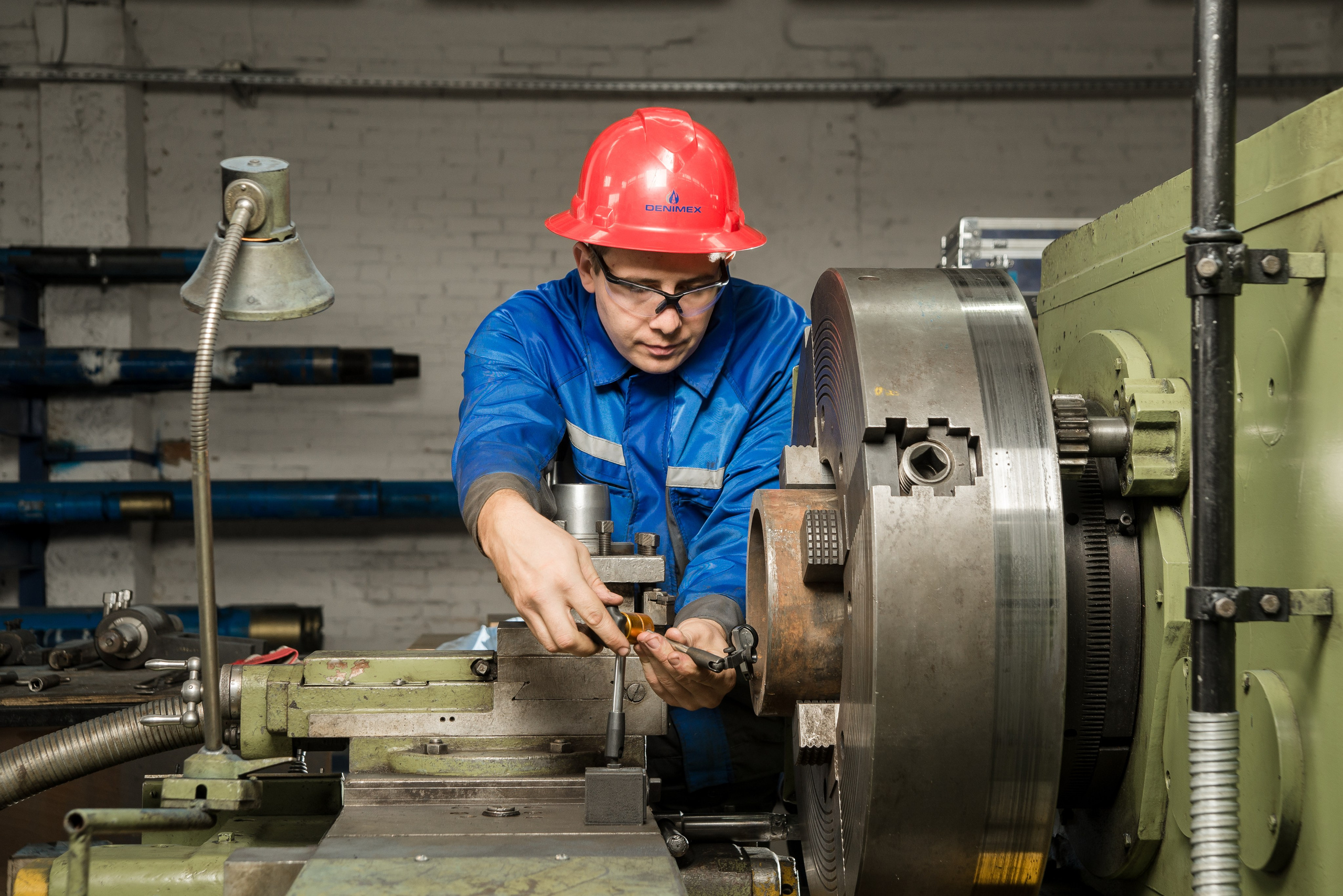 Съемка каталога для нефтегазовой компании «DENIMEX». Фостик Александр — фотограф