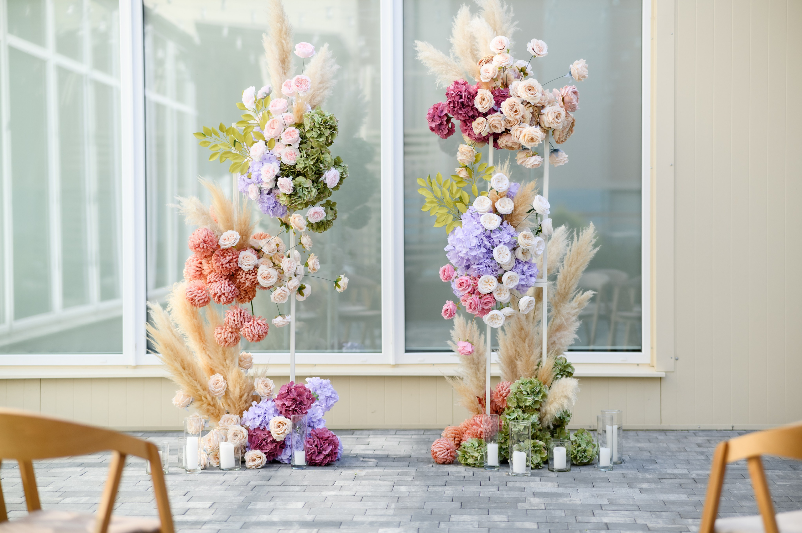 Heart in the palms. Fostik Alexander — photographer