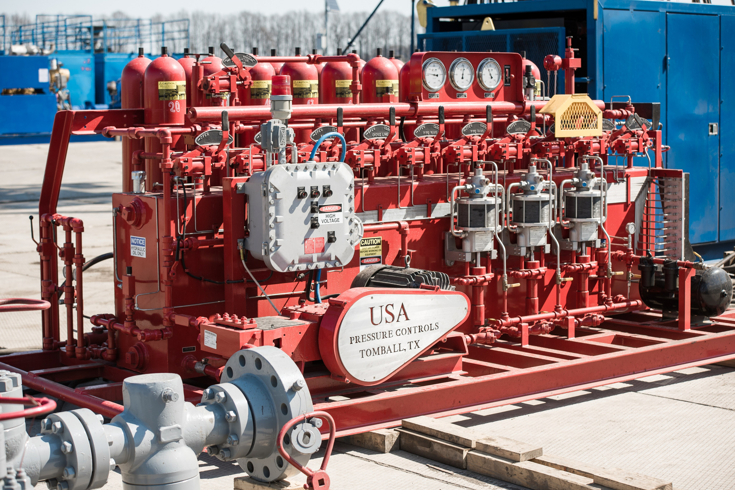 Съемка каталога для нефтегазовой компании «DENIMEX». Фостик Александр — фотограф