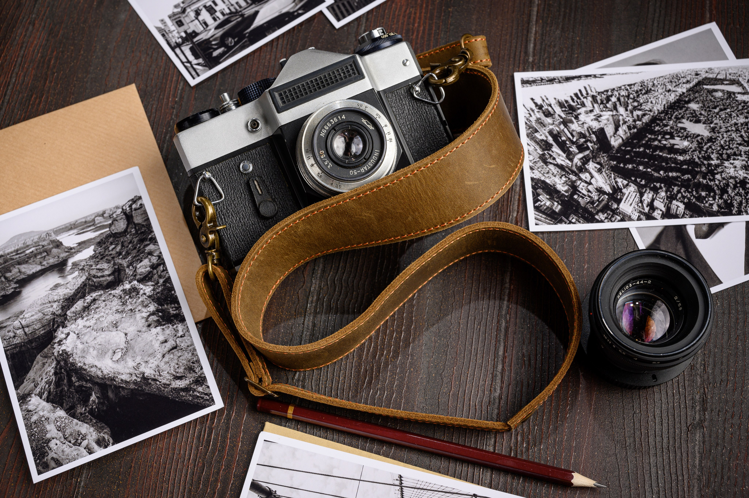 Зйомка шкіряних виробів. Фостик Олександр — фотограф