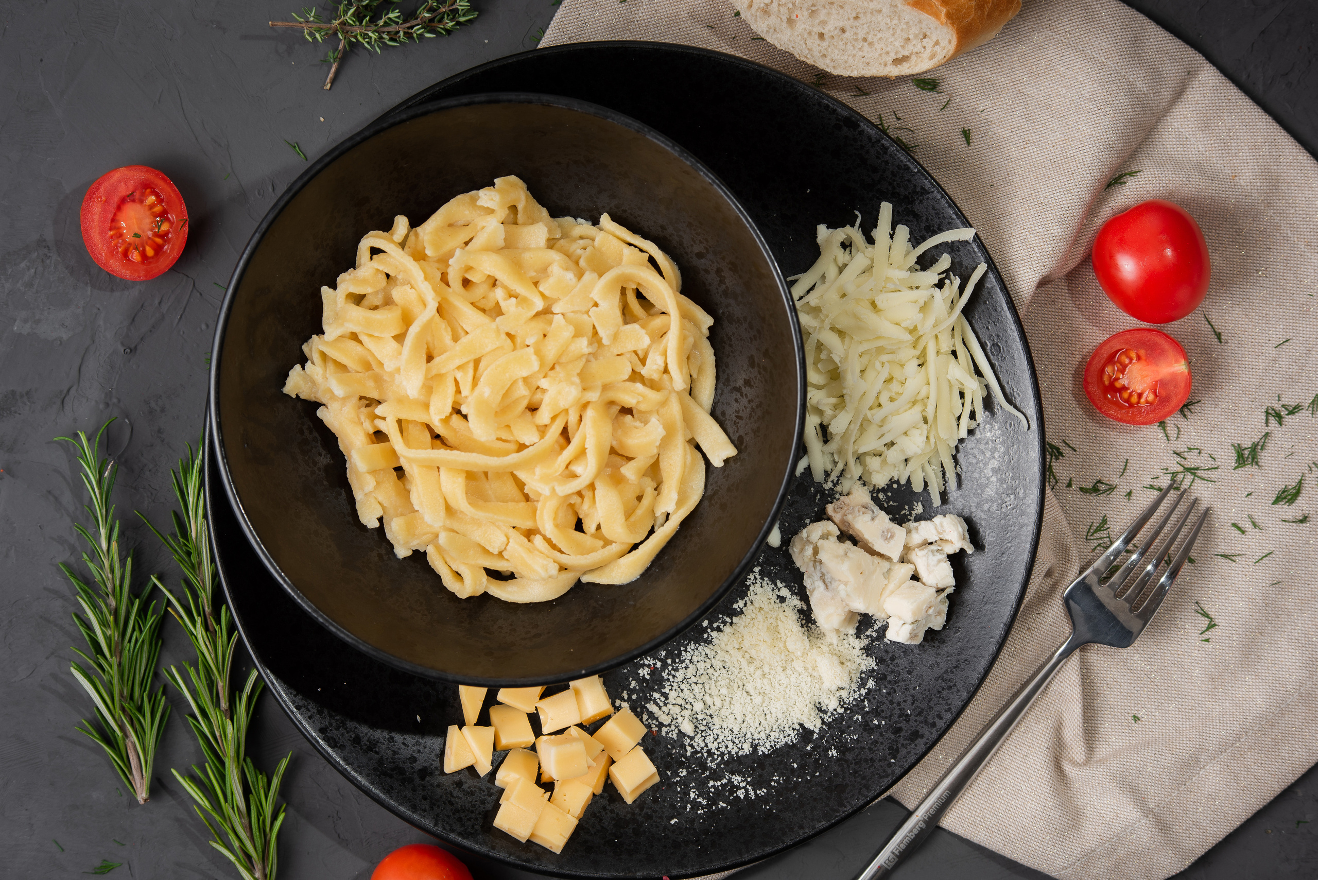 Зйомка напівфабрикатів «Маминими руками». Фостик Олександр — фотограф