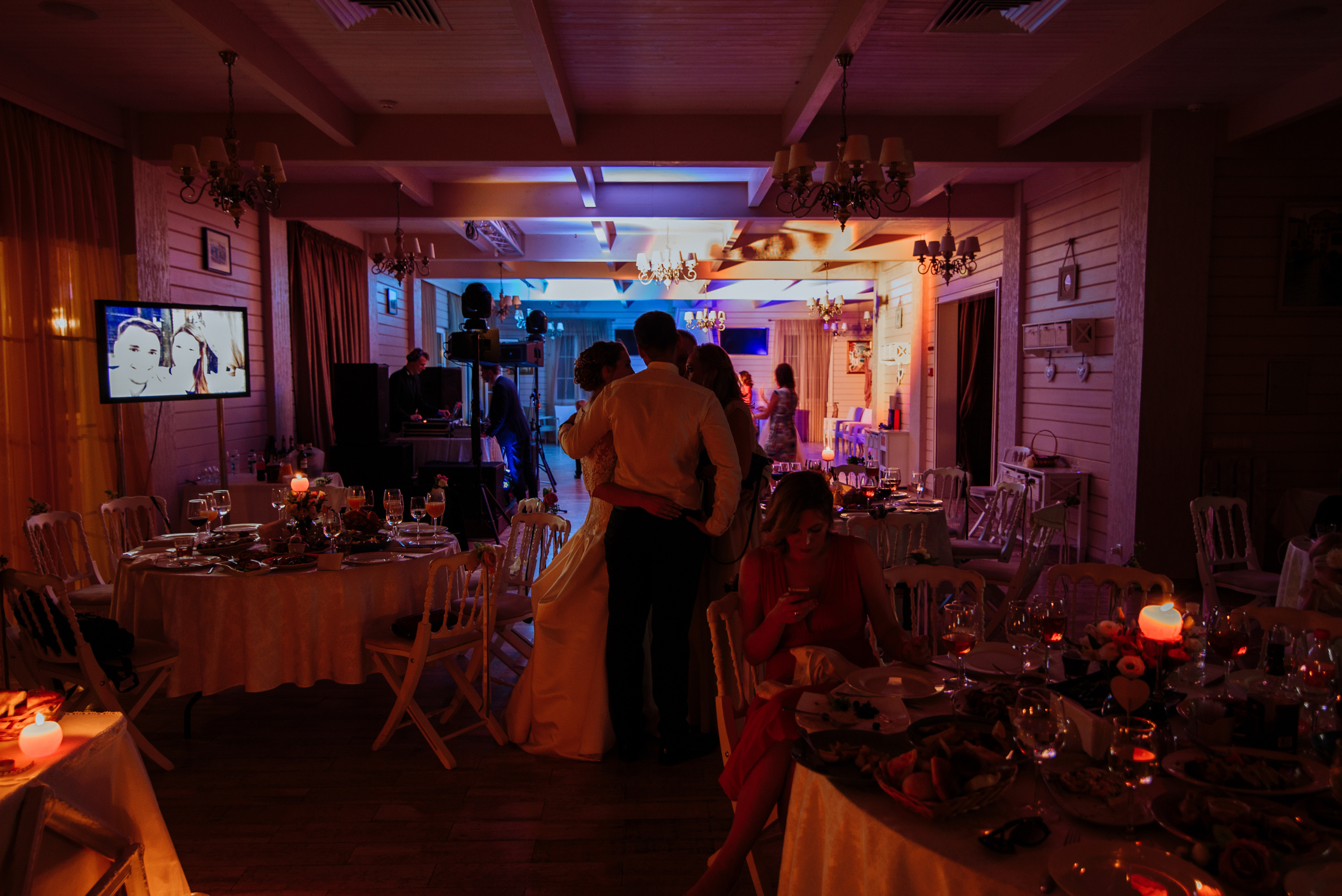 Laconic and elegant wedding. Fostik Alexander — photographer