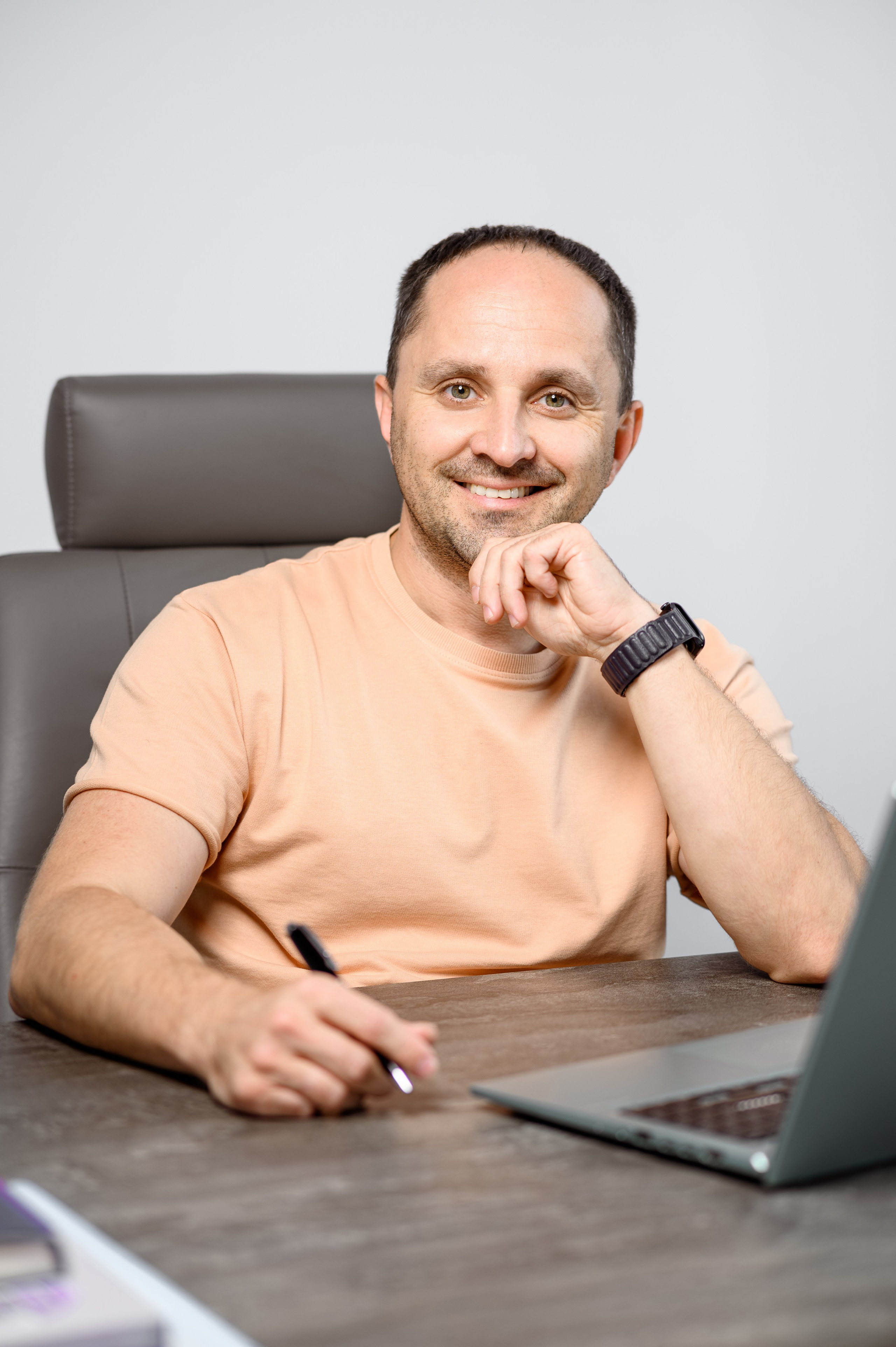 Contur-строительная компания. Фостик Александр — фотограф