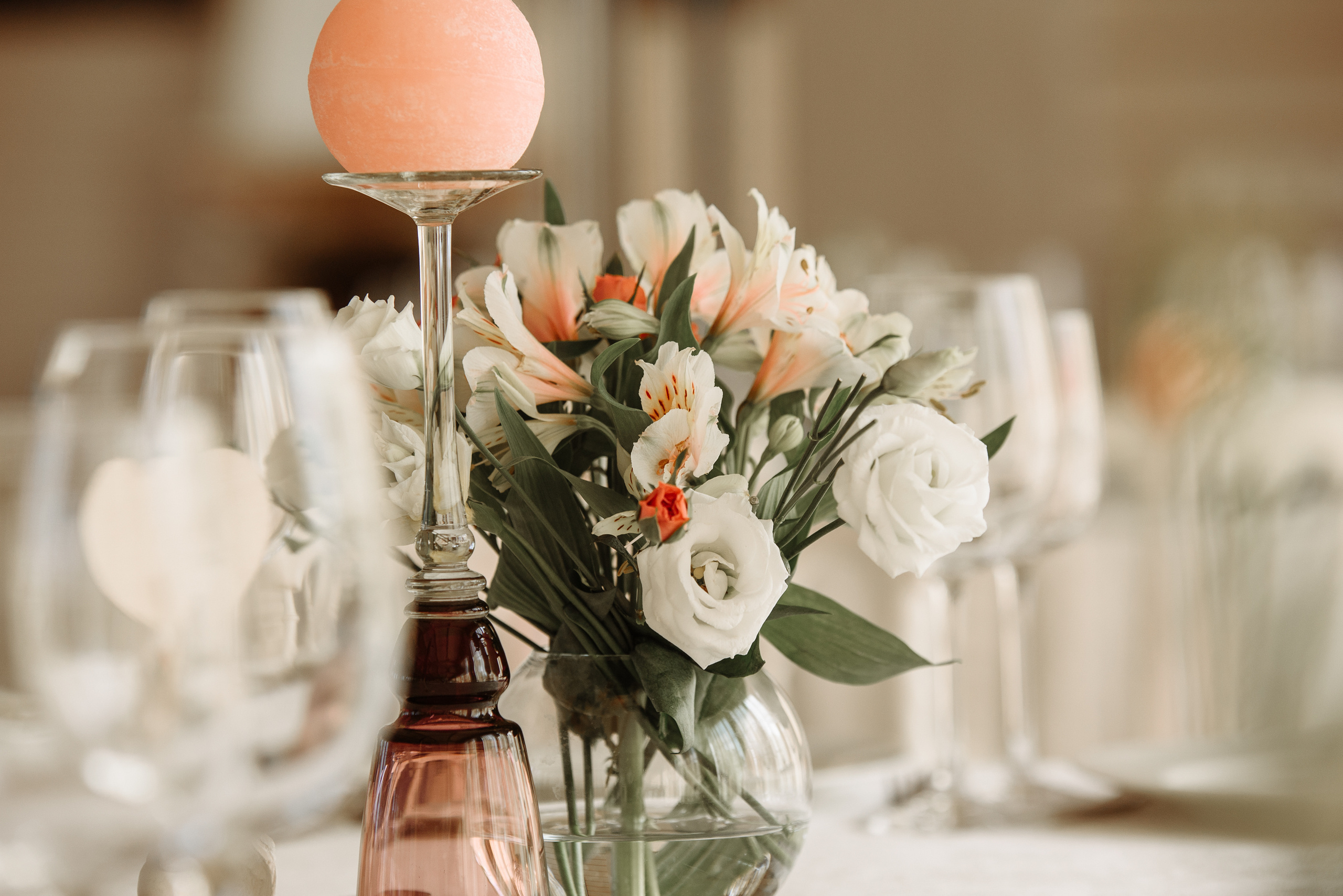 Laconic and elegant wedding. Fostik Alexander — photographer