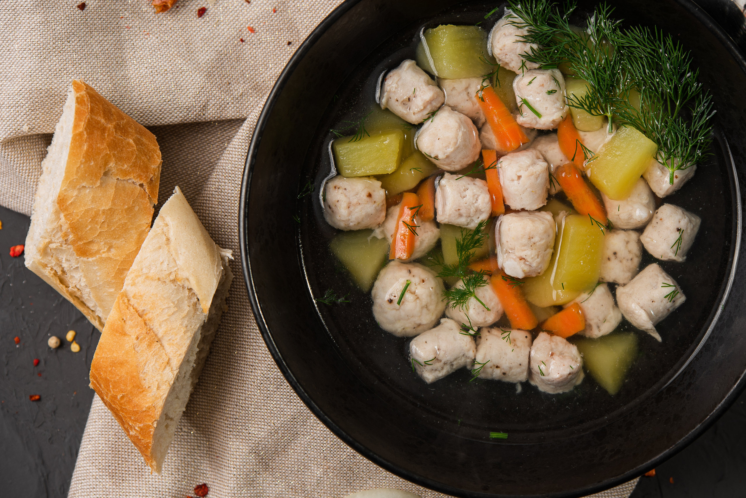 Зйомка напівфабрикатів «Маминими руками». Фостик Олександр — фотограф