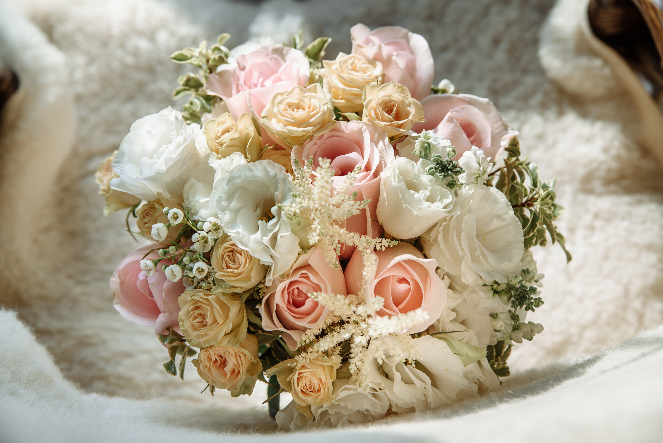 Laconic and elegant wedding. Fostik Alexander — photographer