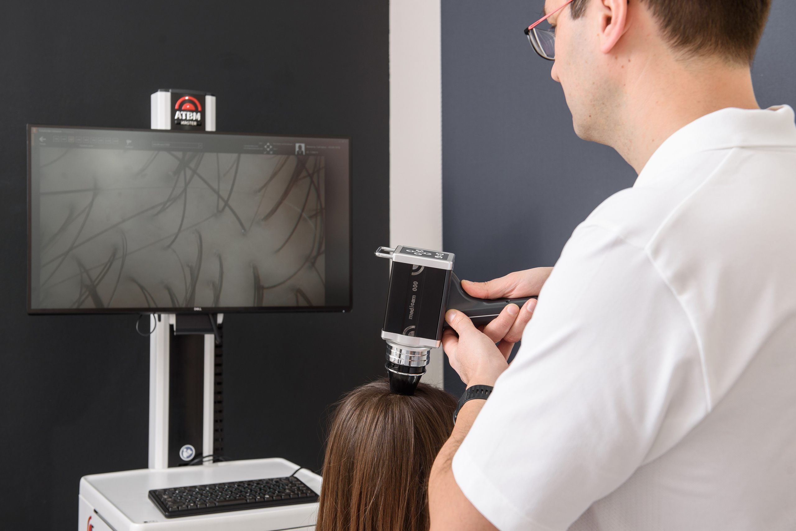 Центр дерматологии Lytvynenko Clinic. Фостик Александр — фотограф