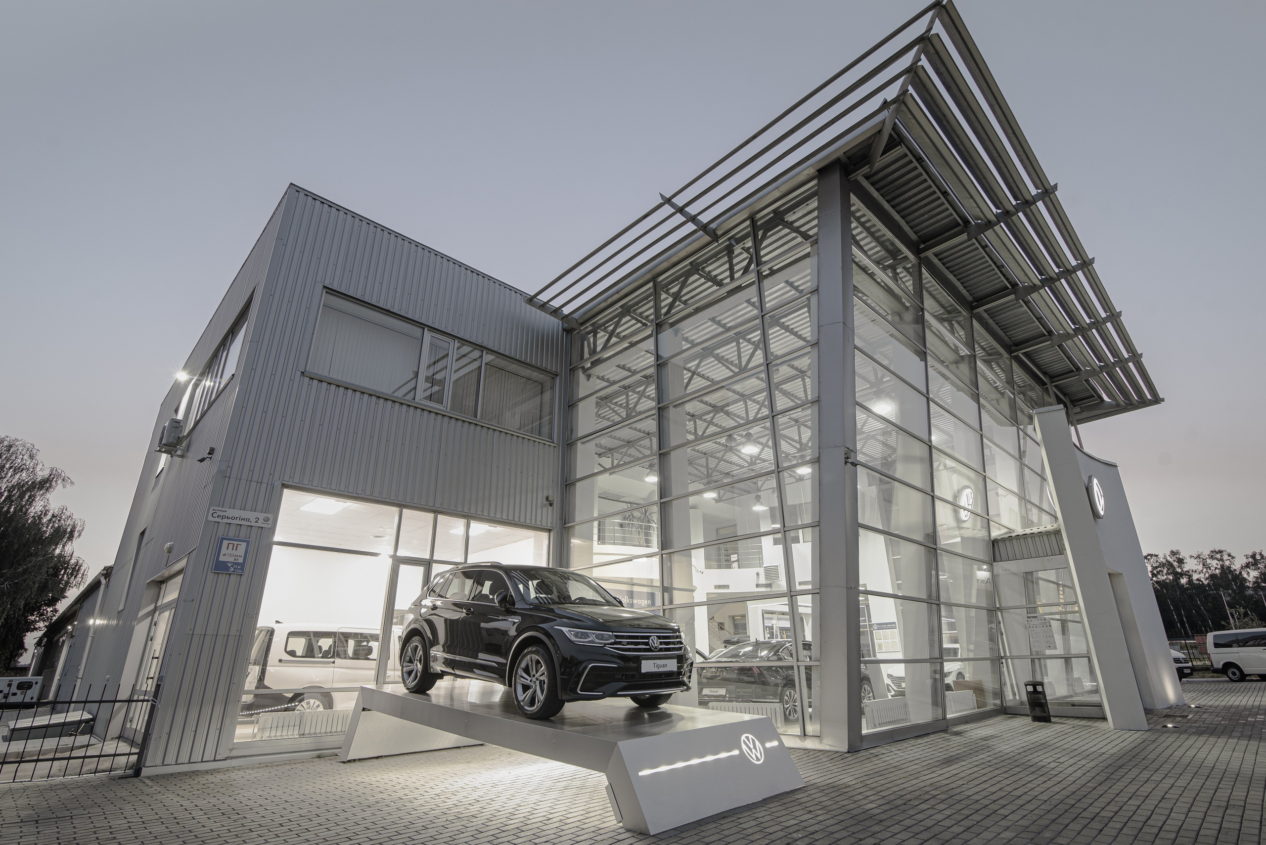 Съемка для автомобильного салона Volkswagen. Фостик Александр — фотограф