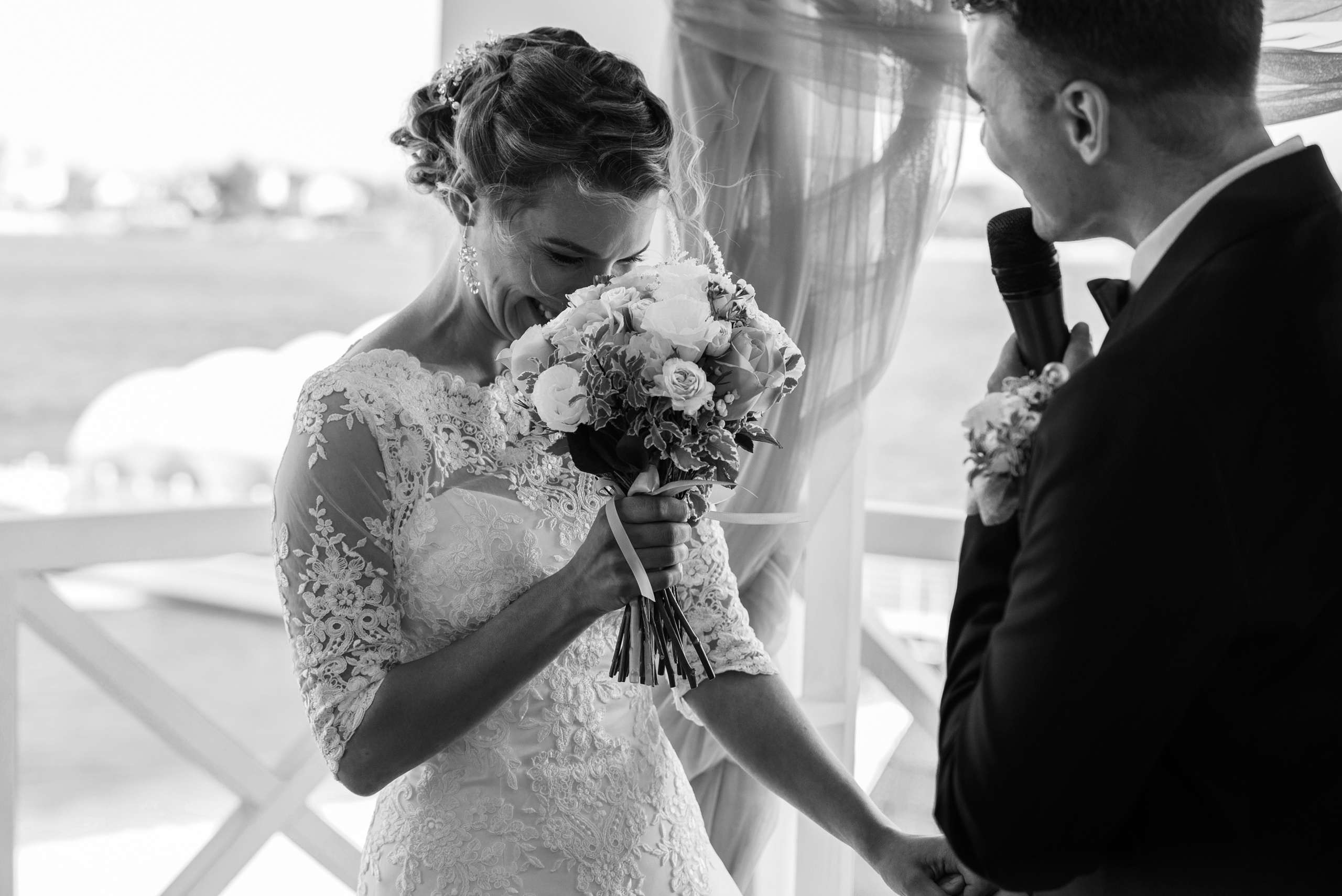 Laconic and elegant wedding. Fostik Alexander — photographer