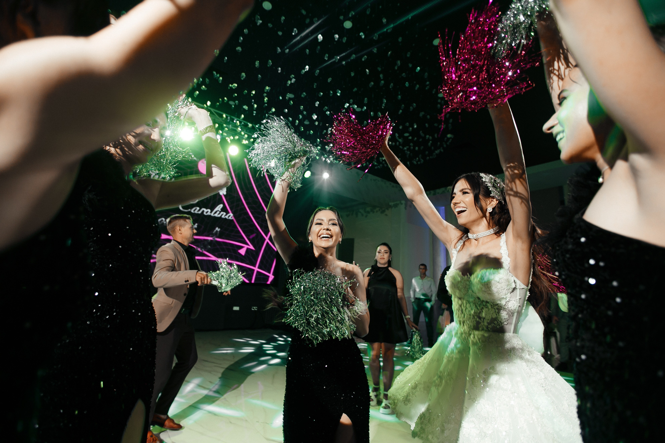 данец для жениха от невесты подарок ему 