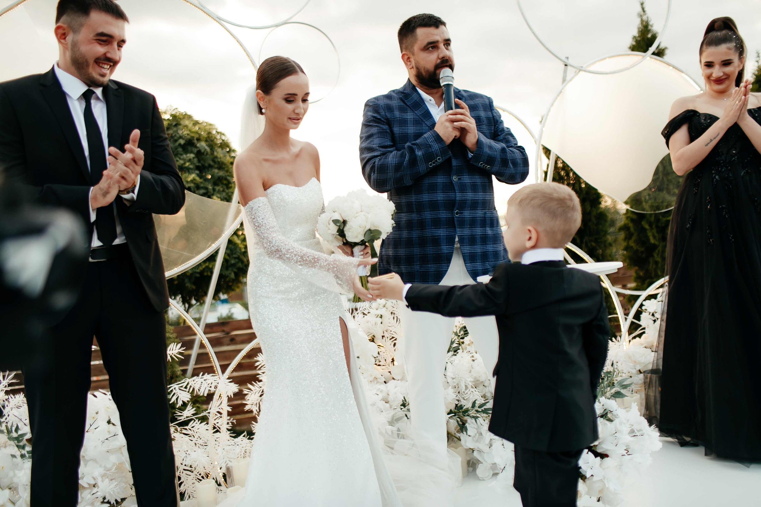 Jhj. Fotograf nuntă & botez în Chișinău — eS Photography