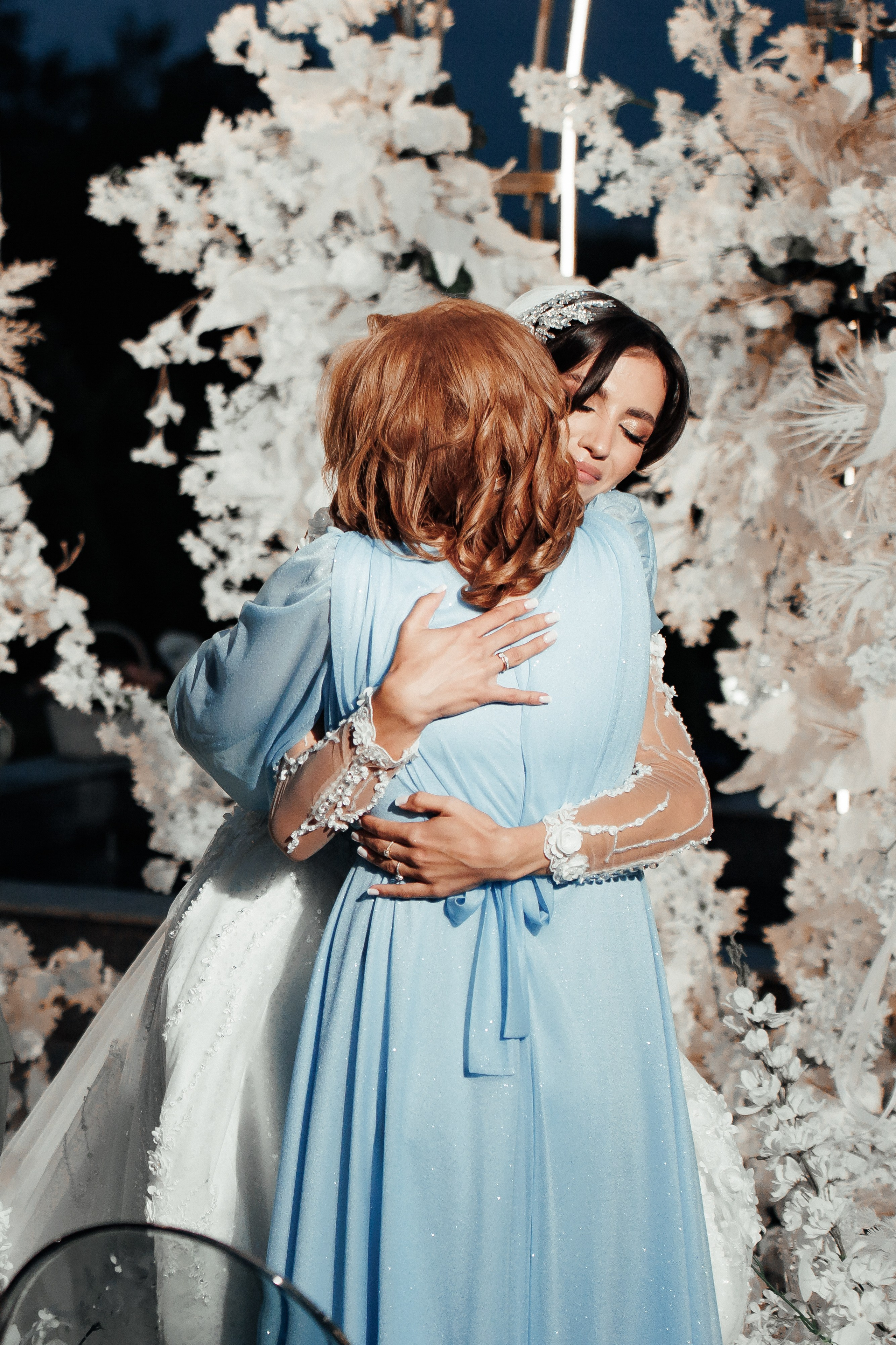 Свадебная фотосессия Vasilie & Carolina в ресторане Richland — eS Photography. Fotograf nuntă & botez în Chișinău — eS Photography