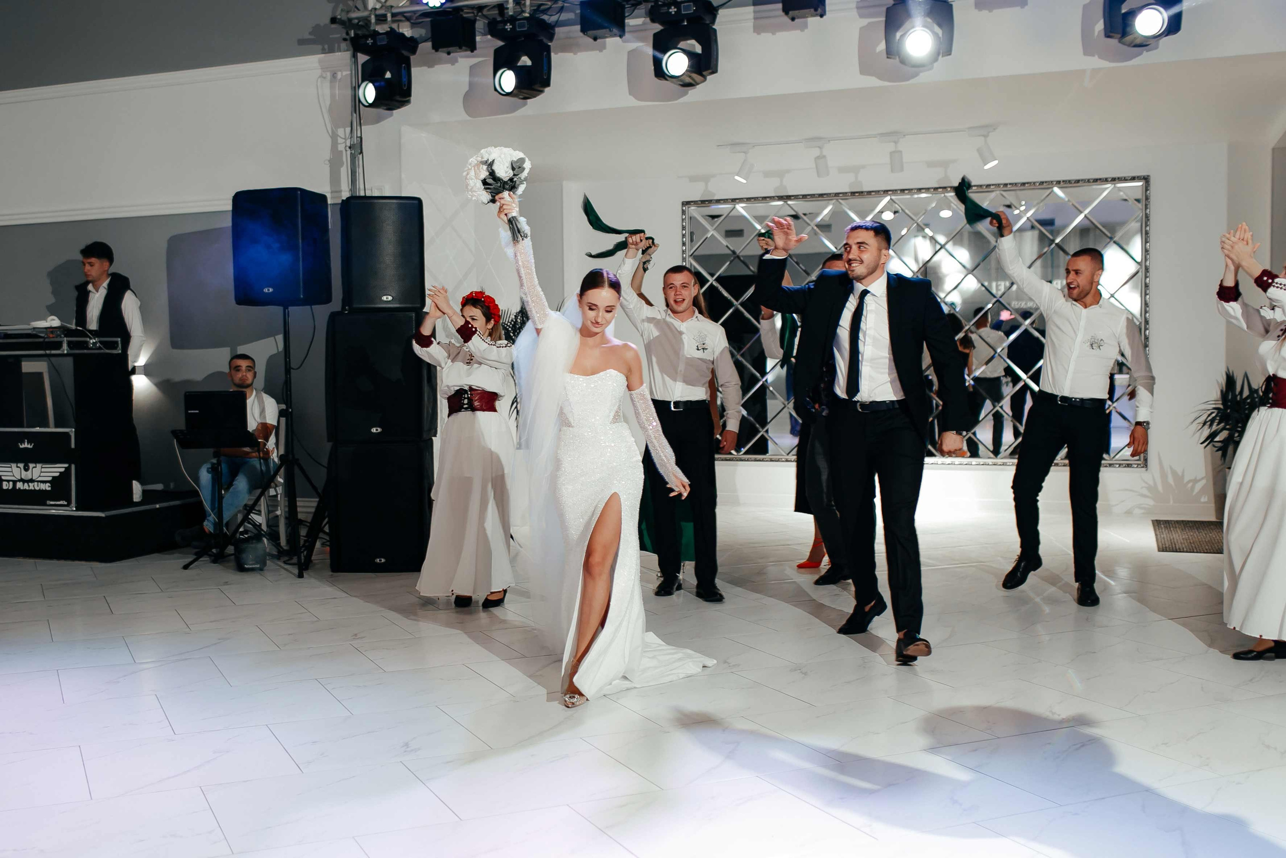 Jhj. Fotograf nuntă & botez în Chișinău — eS Photography