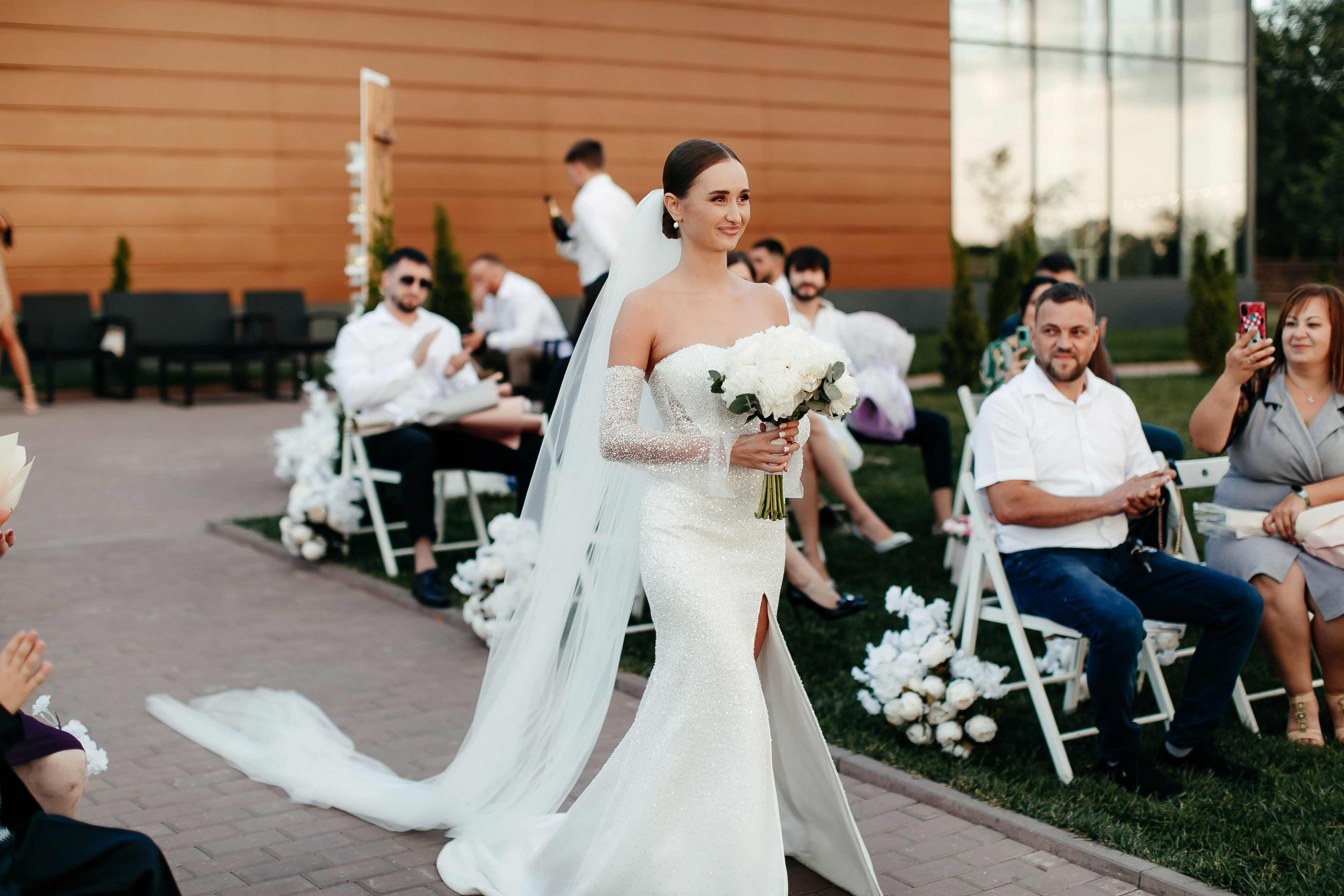 Jhj. Fotograf nuntă & botez în Chișinău — eS Photography