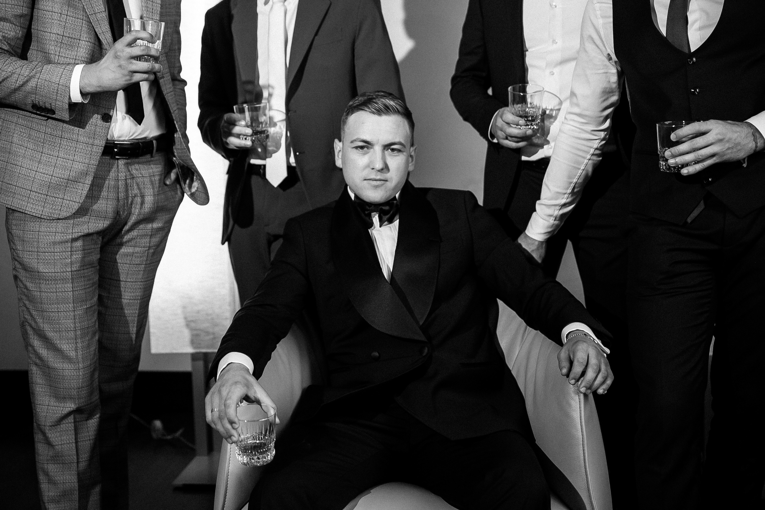 Свадебная фотосессия Vasilie & Carolina в ресторане Richland — eS Photography. Fotograf nuntă & botez în Chișinău — eS Photography