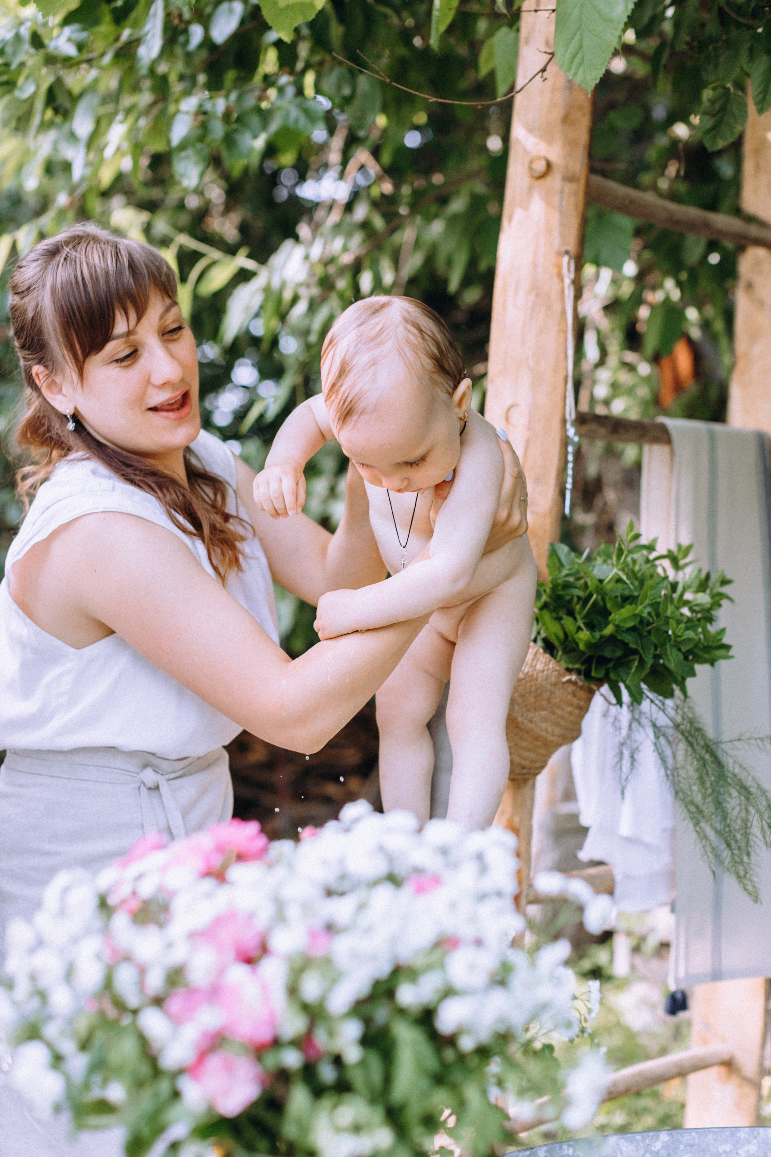 Bath in the garden. Портретний і сімейний фотограф Київ