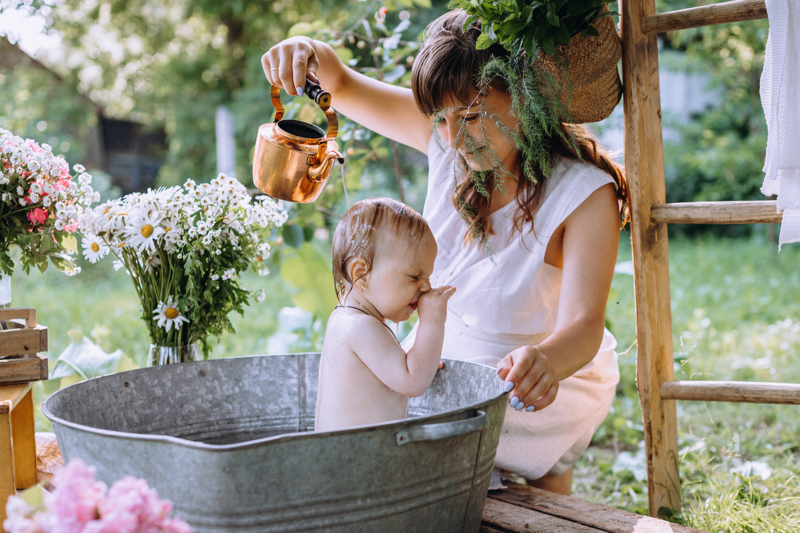 Bath in the garden. Портретний і сімейний фотограф Київ
