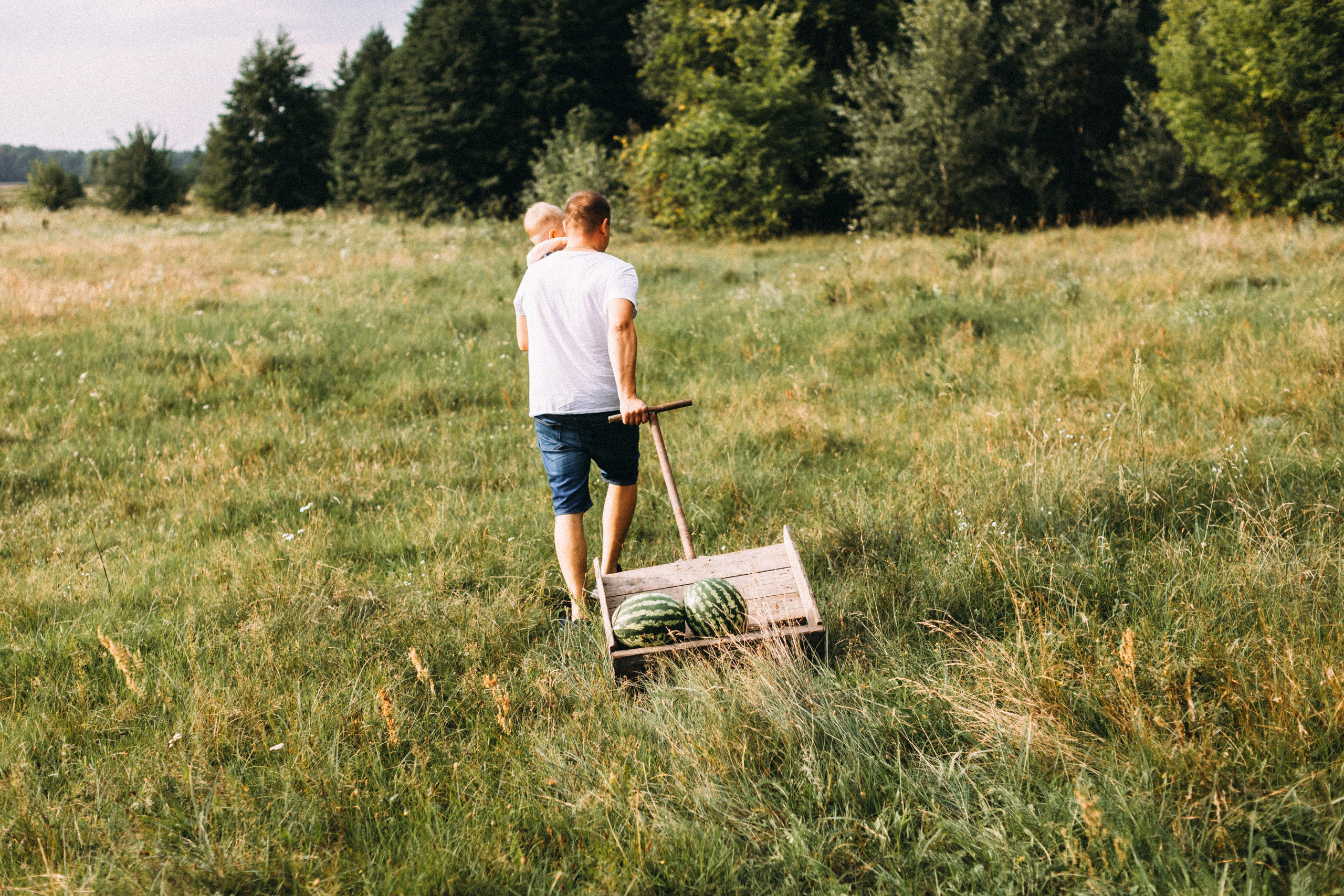 Перший кавун Михайлика. Портретний і сімейний фотограф Київ