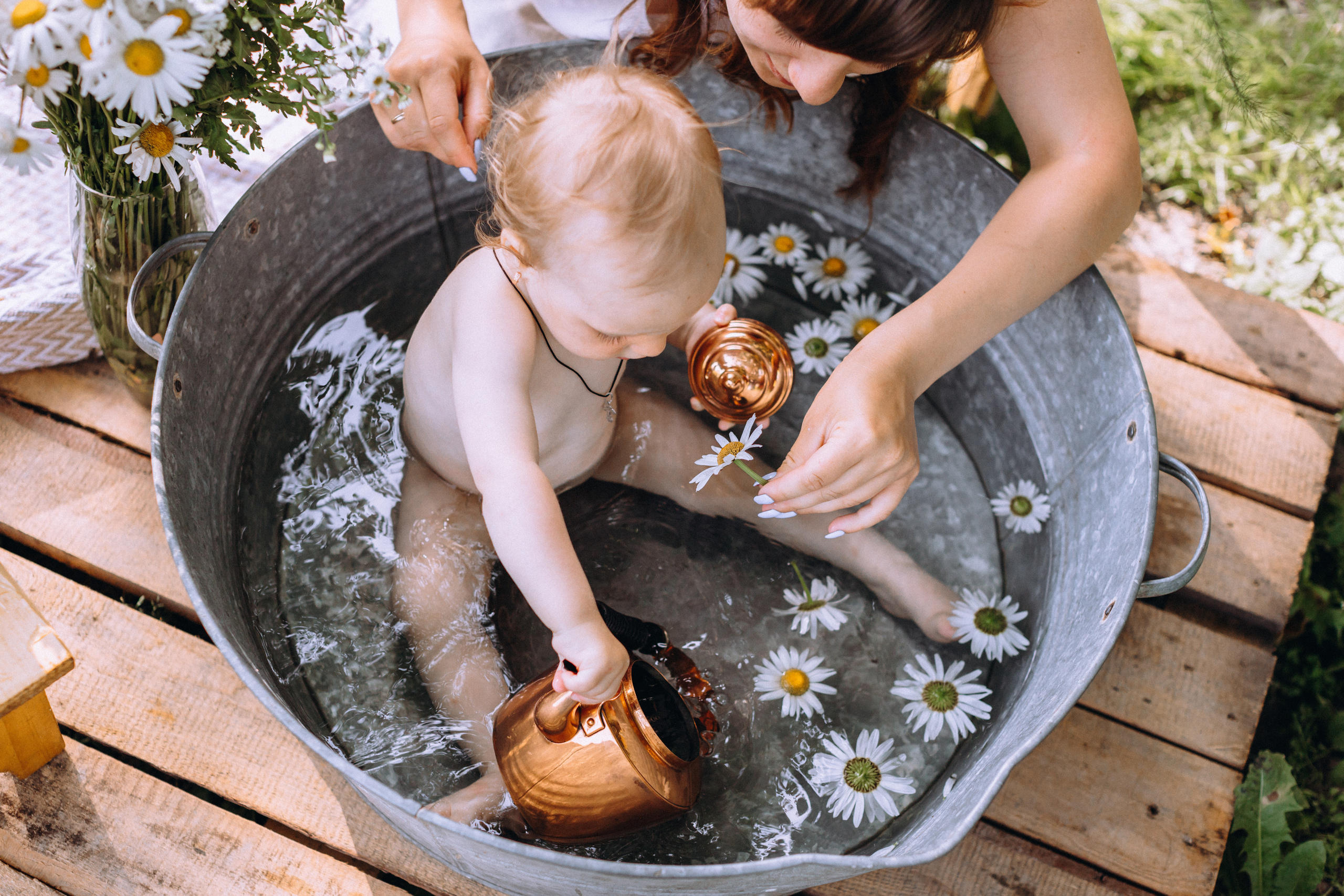 Bath in the garden. Портретний і сімейний фотограф Київ