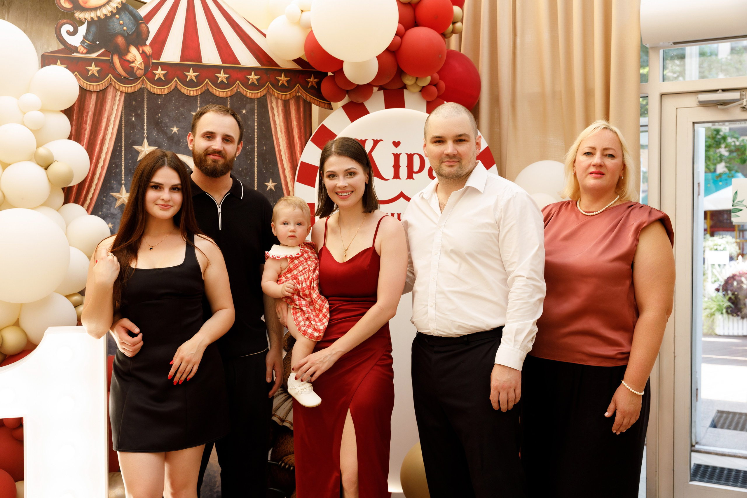 Кіра - 1 рік. Весільний та сімейний фотограф у Харкові Ткаченко Світлана