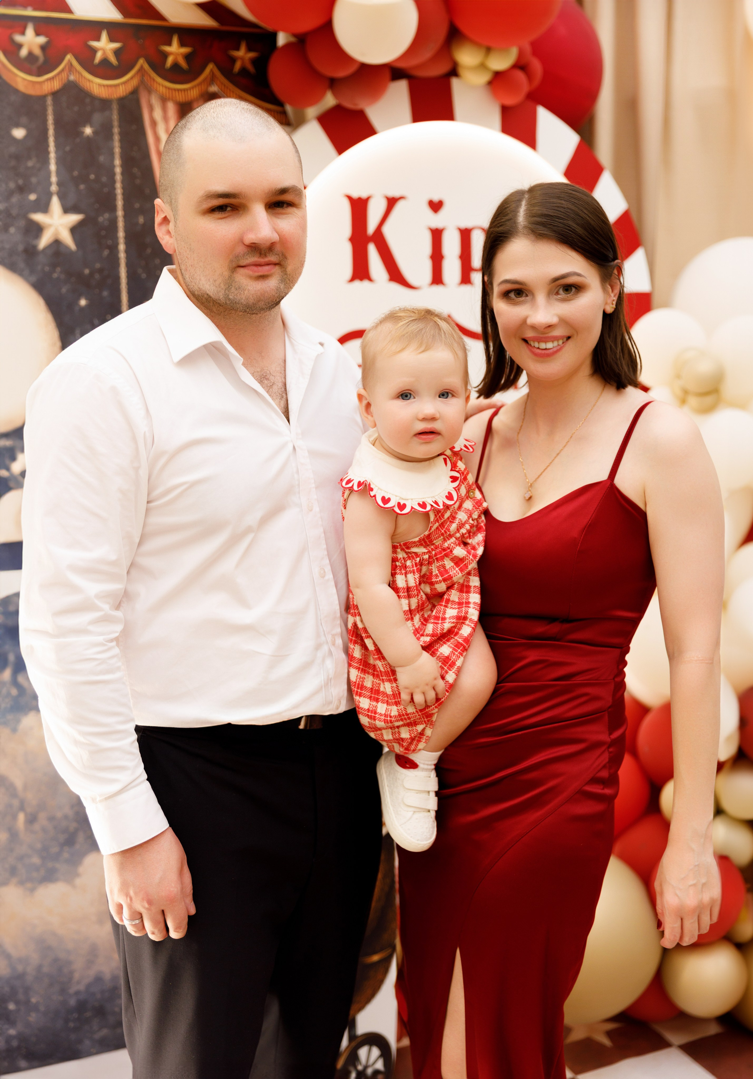 Кіра - 1 рік. Весільний та сімейний фотограф у Харкові Ткаченко Світлана