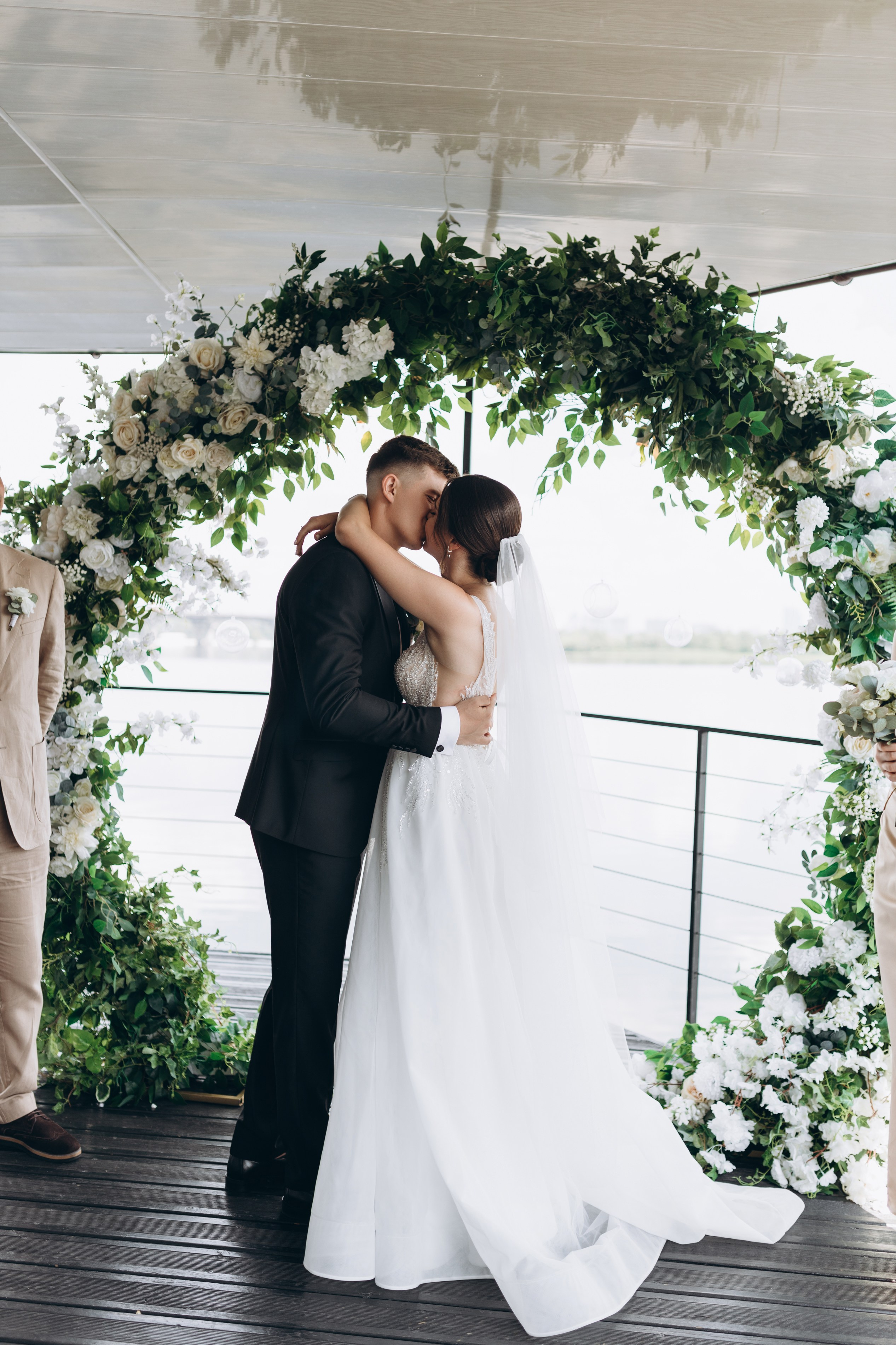 19.08 V&V. Весільний фотограф Влад Костюк