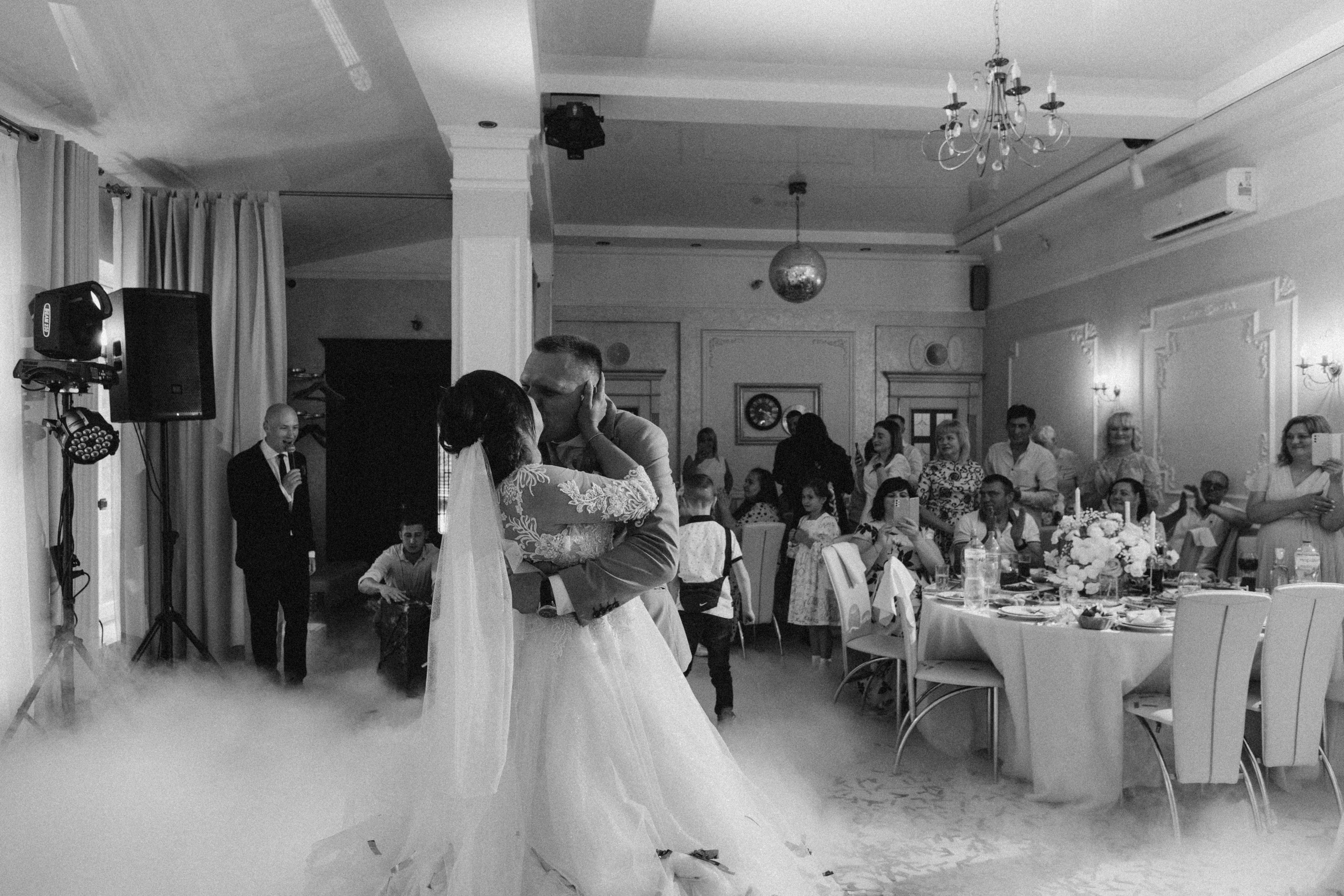 10.06 V&P. Весільний фотограф Влад Костюк