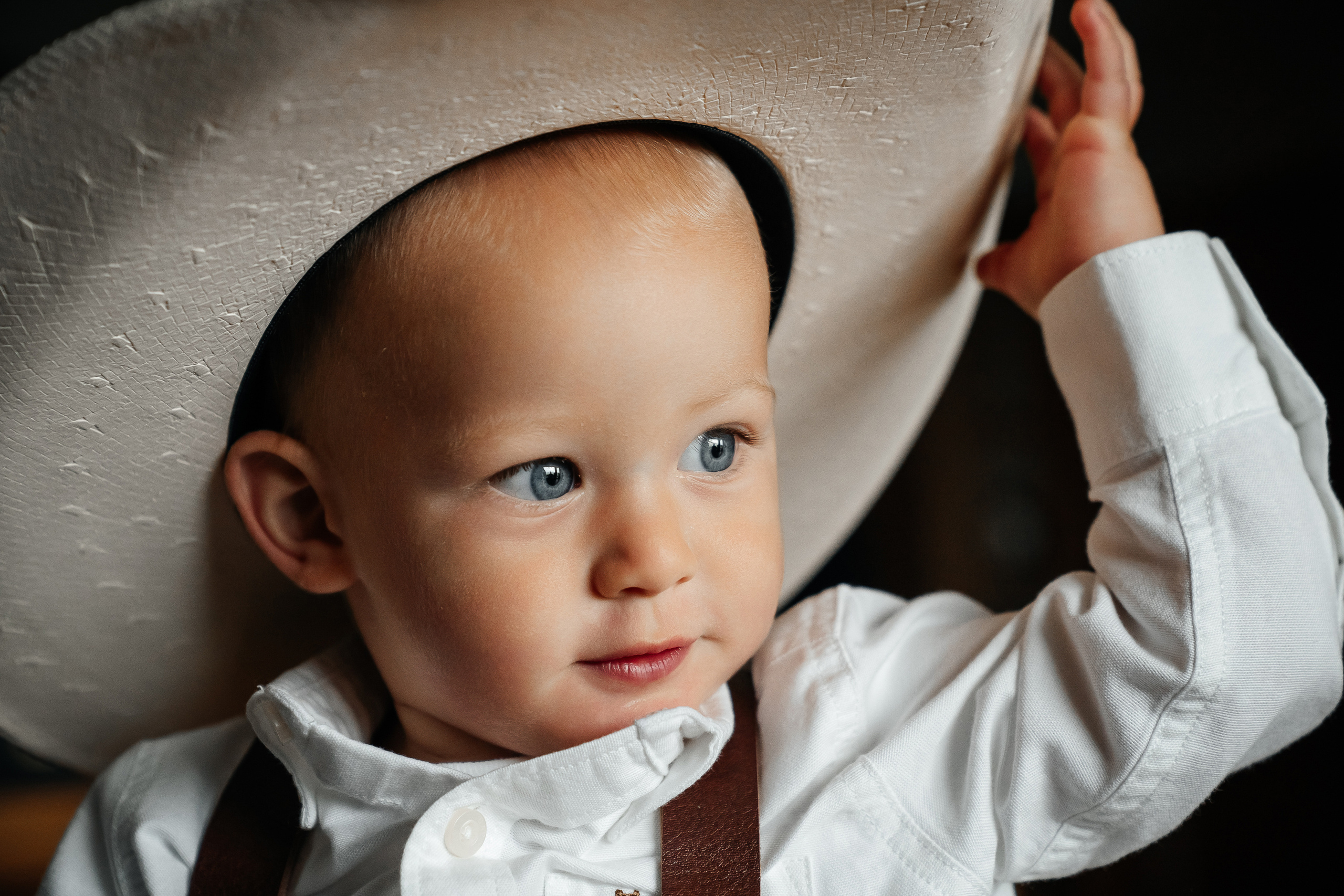 Tyrone & Glennda. Wedding and Family Photographer in Calgary