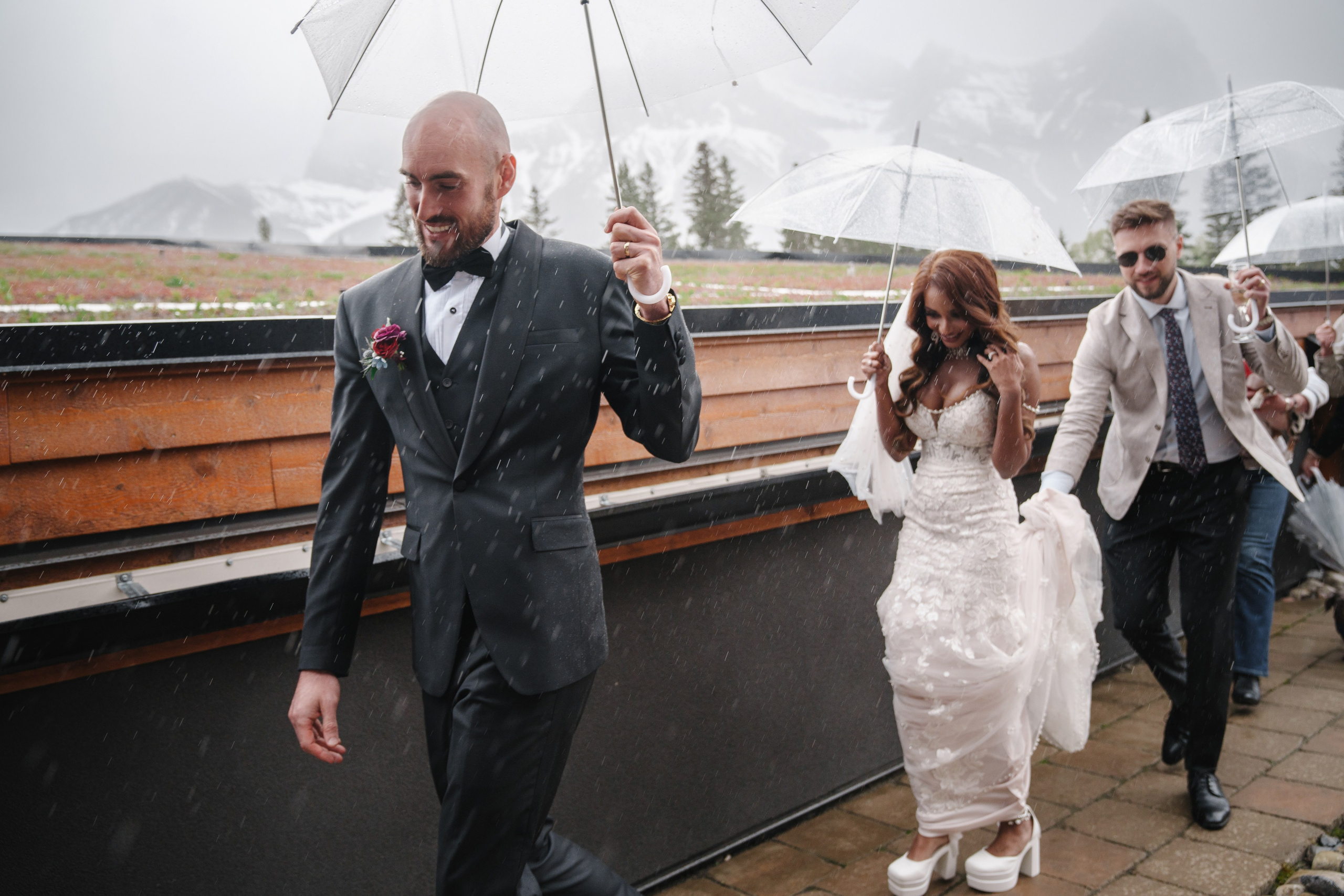 Derek & Jenny. Wedding and Family Photographer in Calgary